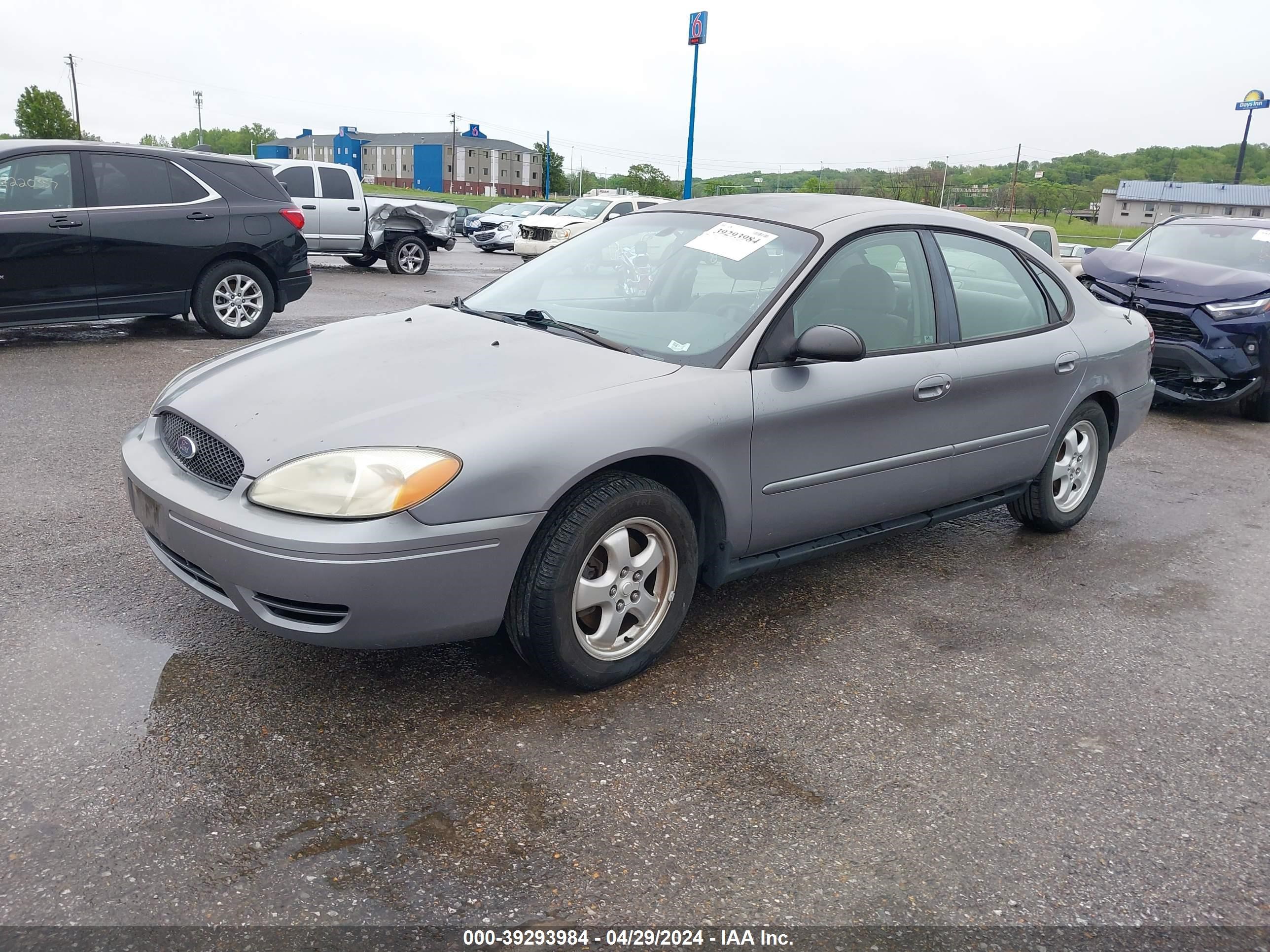 Photo 1 VIN: 1FAFP53U36A134995 - FORD TAURUS 