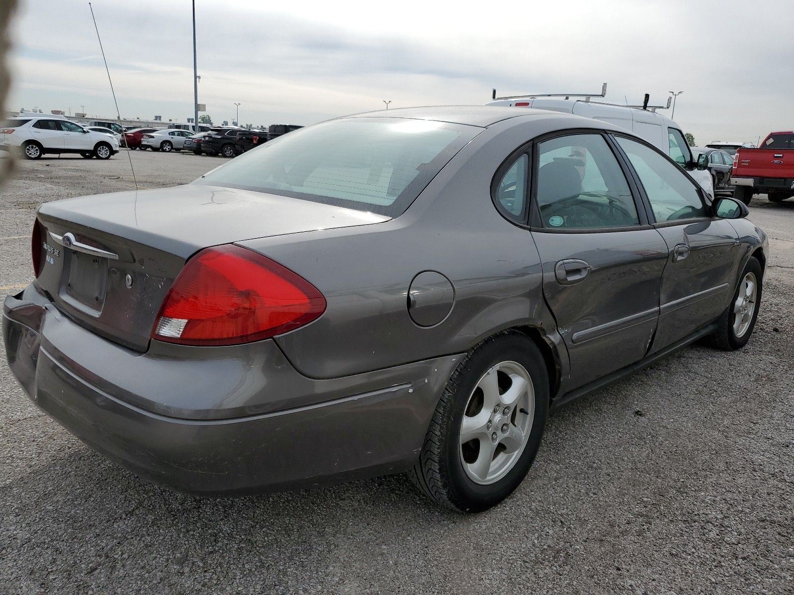 Photo 3 VIN: 1FAFP53U62A126030 - FORD TAURUS 