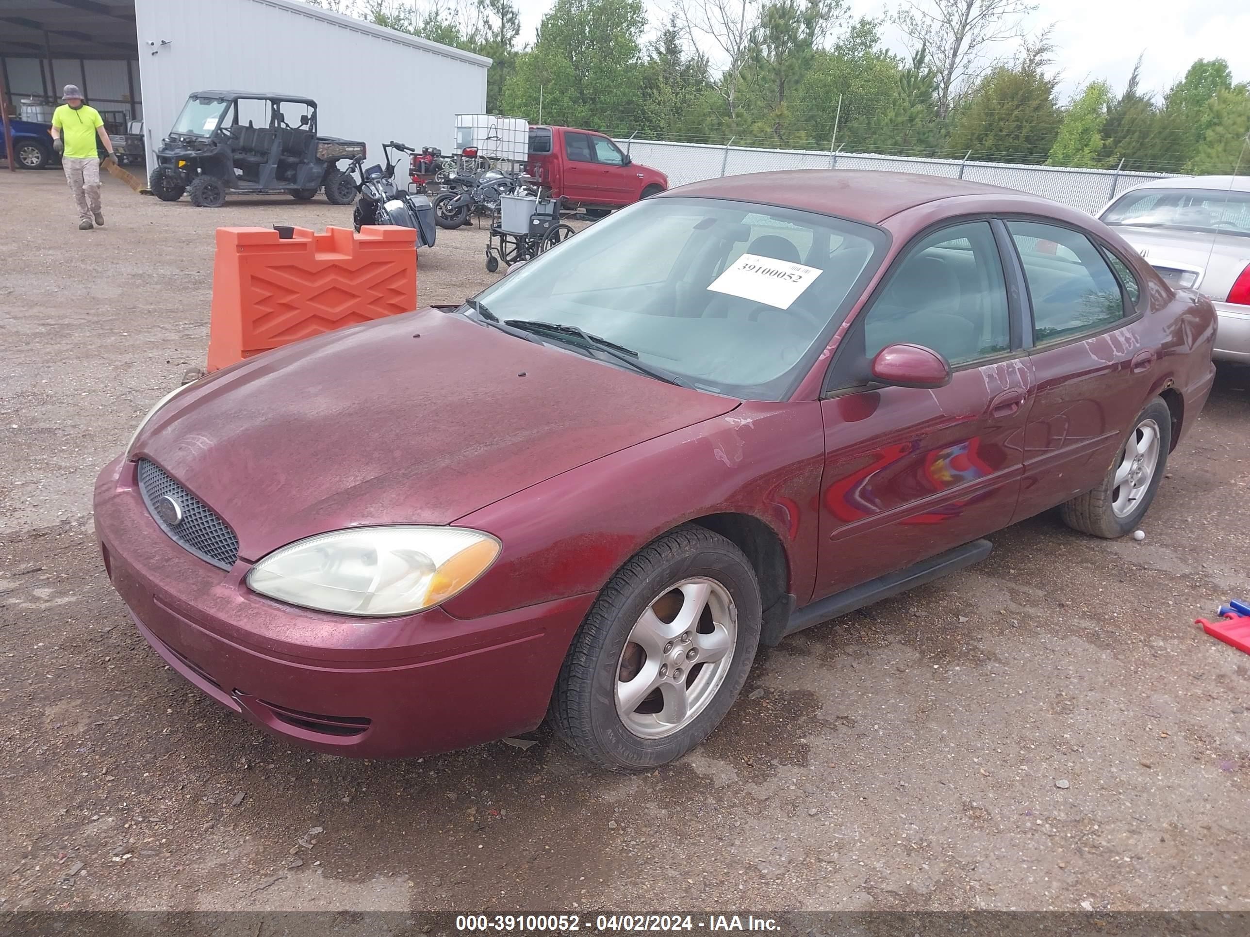 Photo 1 VIN: 1FAFP53U64G140736 - FORD TAURUS 