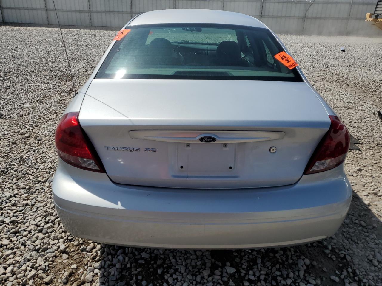 Photo 5 VIN: 1FAFP53U74A136813 - FORD TAURUS 