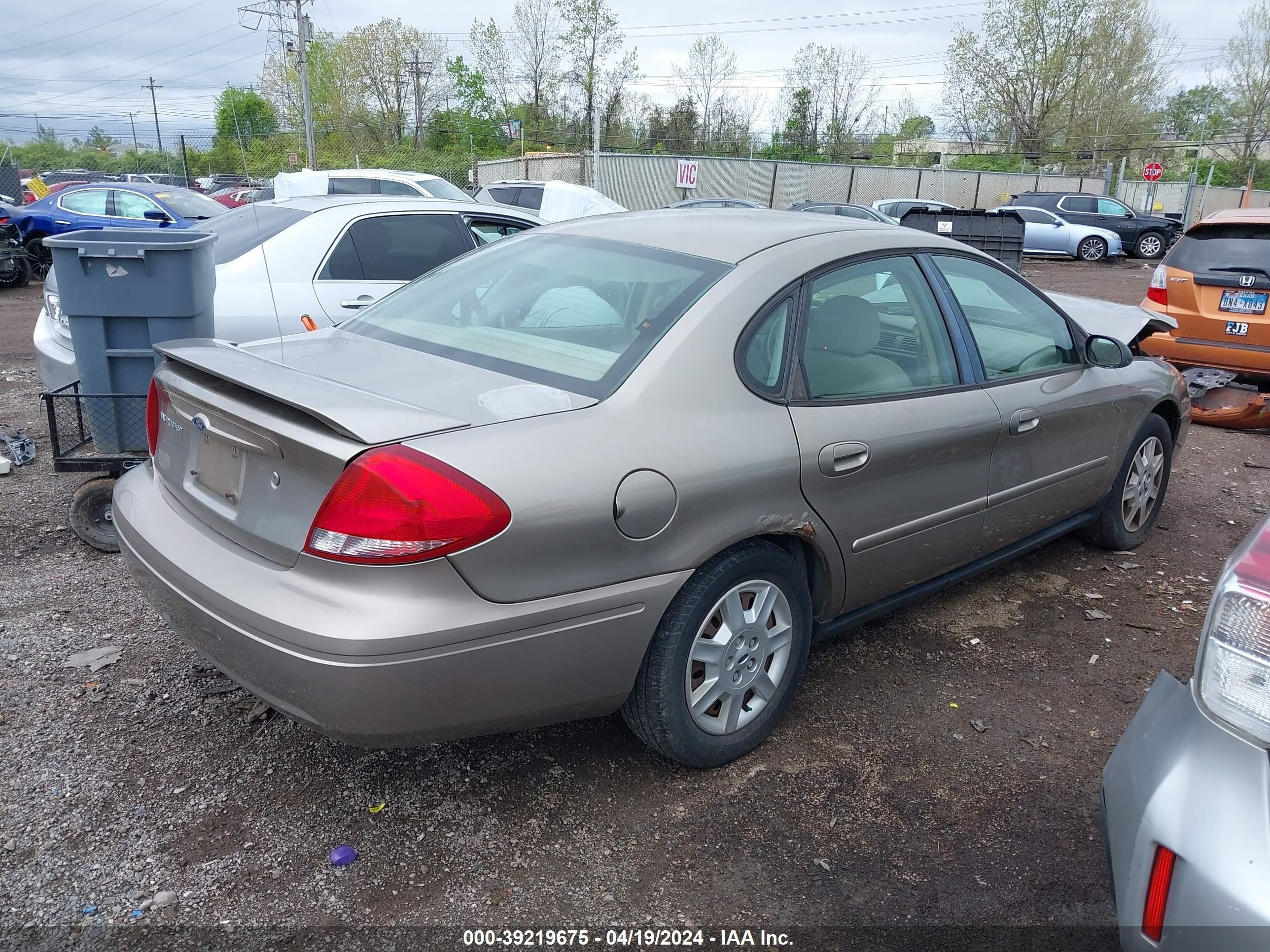 Photo 3 VIN: 1FAFP53U76A229155 - FORD TAURUS 