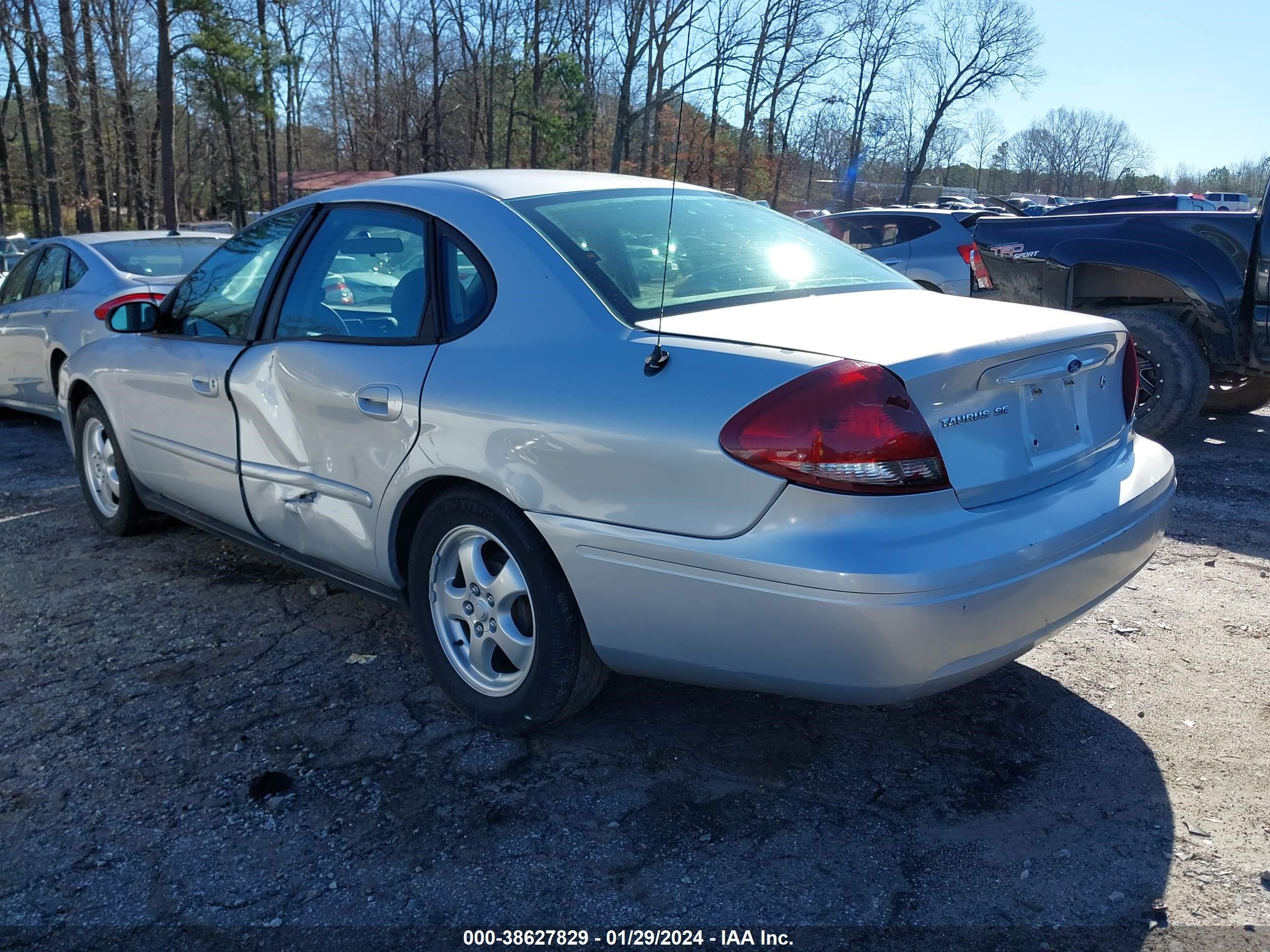 Photo 2 VIN: 1FAFP53U86A123278 - FORD TAURUS 