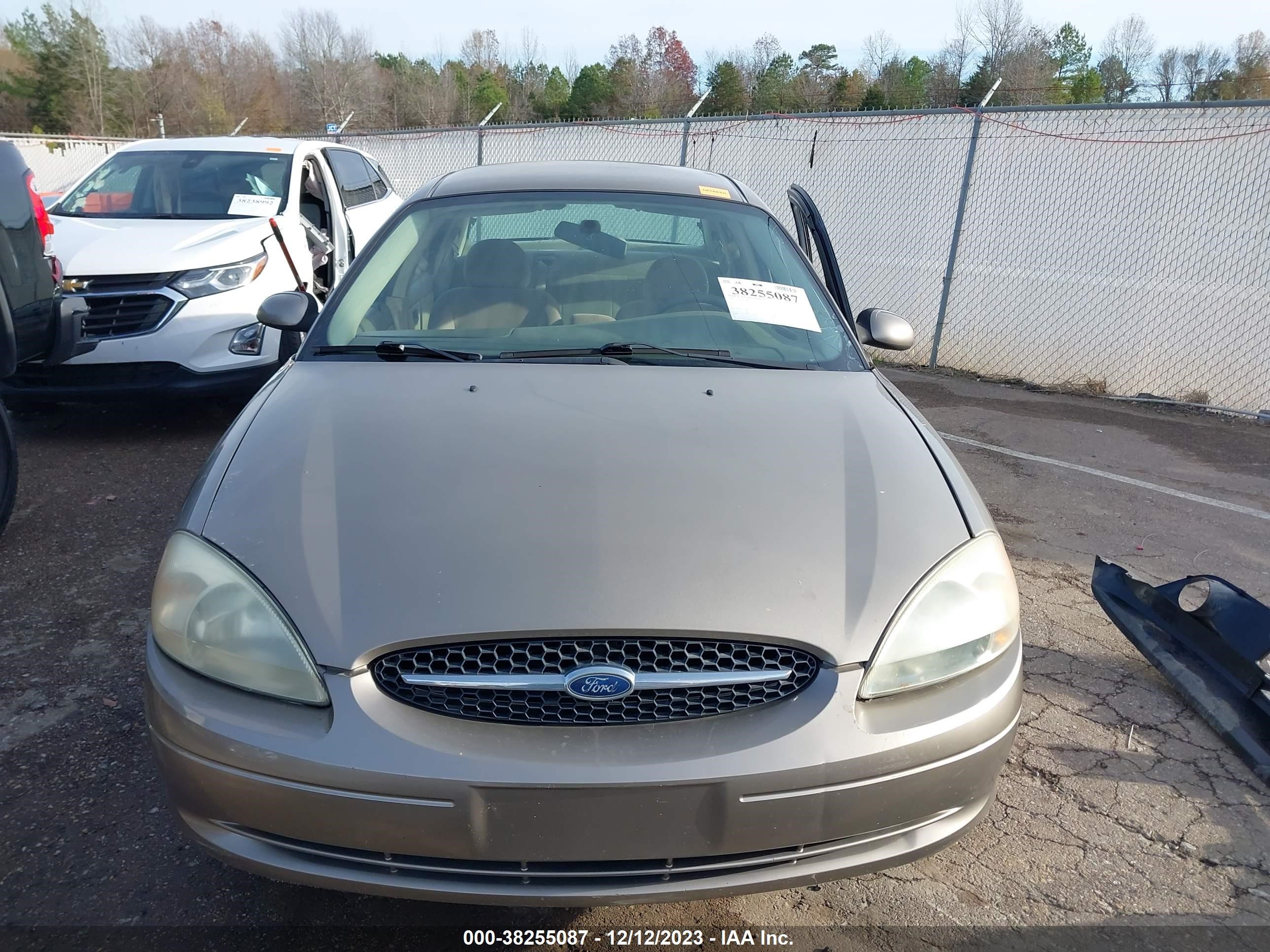 Photo 11 VIN: 1FAFP53U93A252528 - FORD TAURUS 