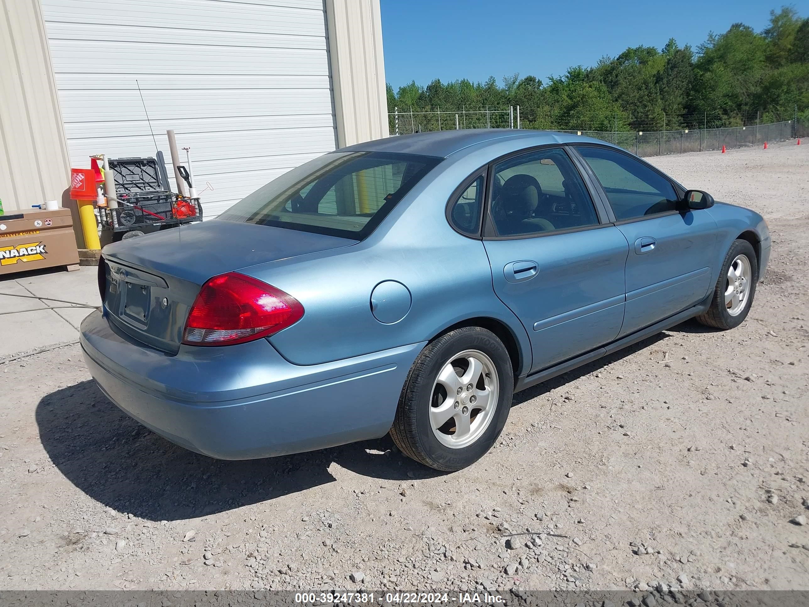 Photo 3 VIN: 1FAFP53U96A134354 - FORD TAURUS 