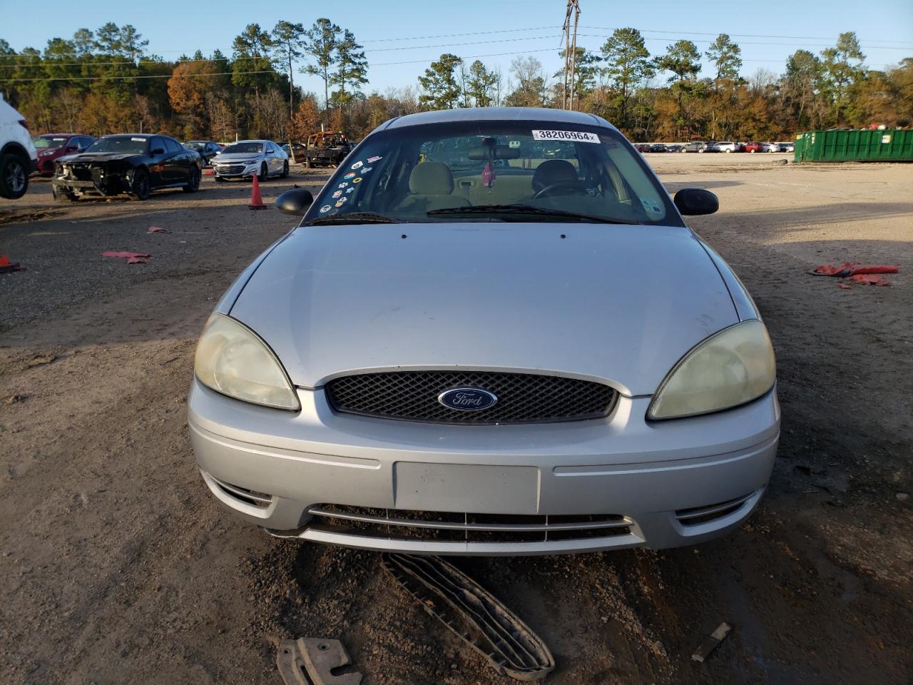 Photo 4 VIN: 1FAFP53U96A163871 - FORD TAURUS 