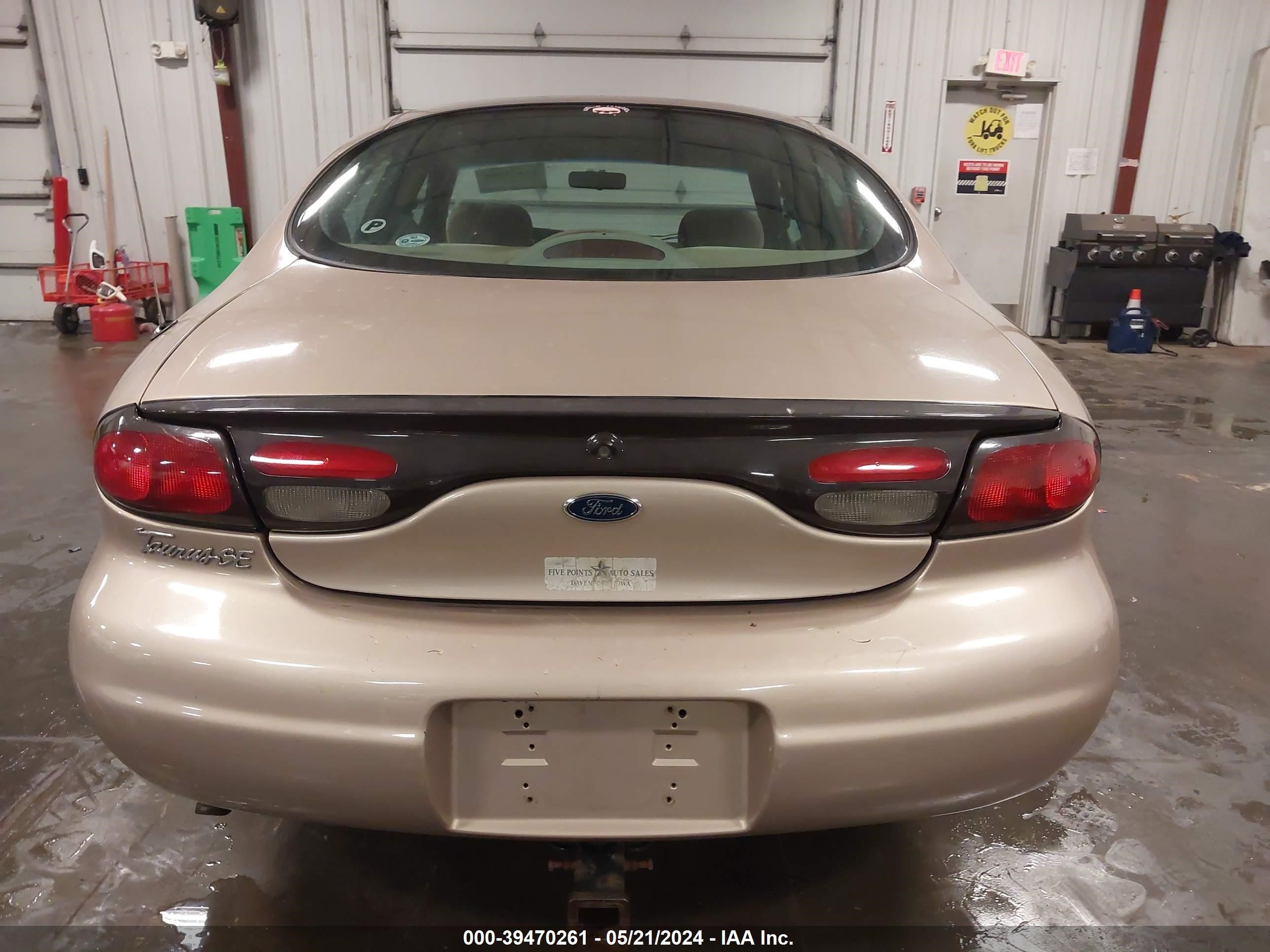 Photo 16 VIN: 1FAFP53U9XG169328 - FORD TAURUS 