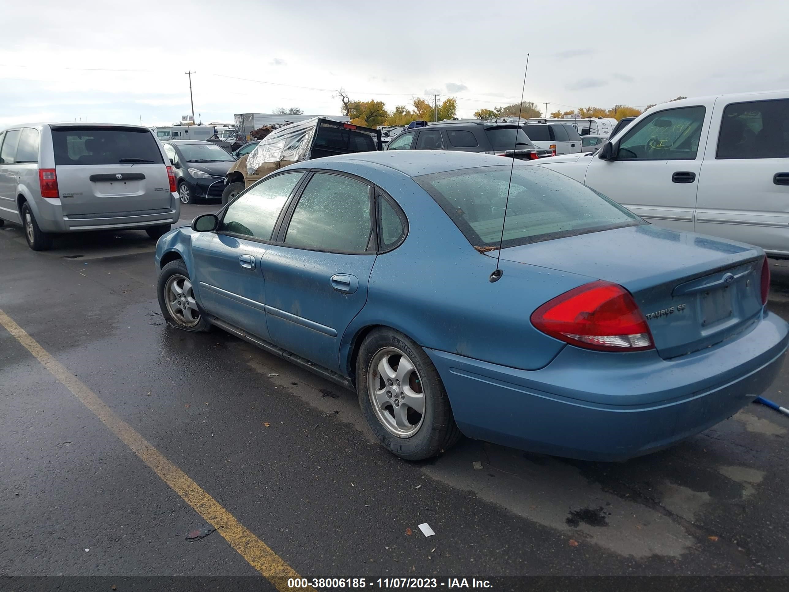 Photo 2 VIN: 1FAFP53UX6A150496 - FORD TAURUS 