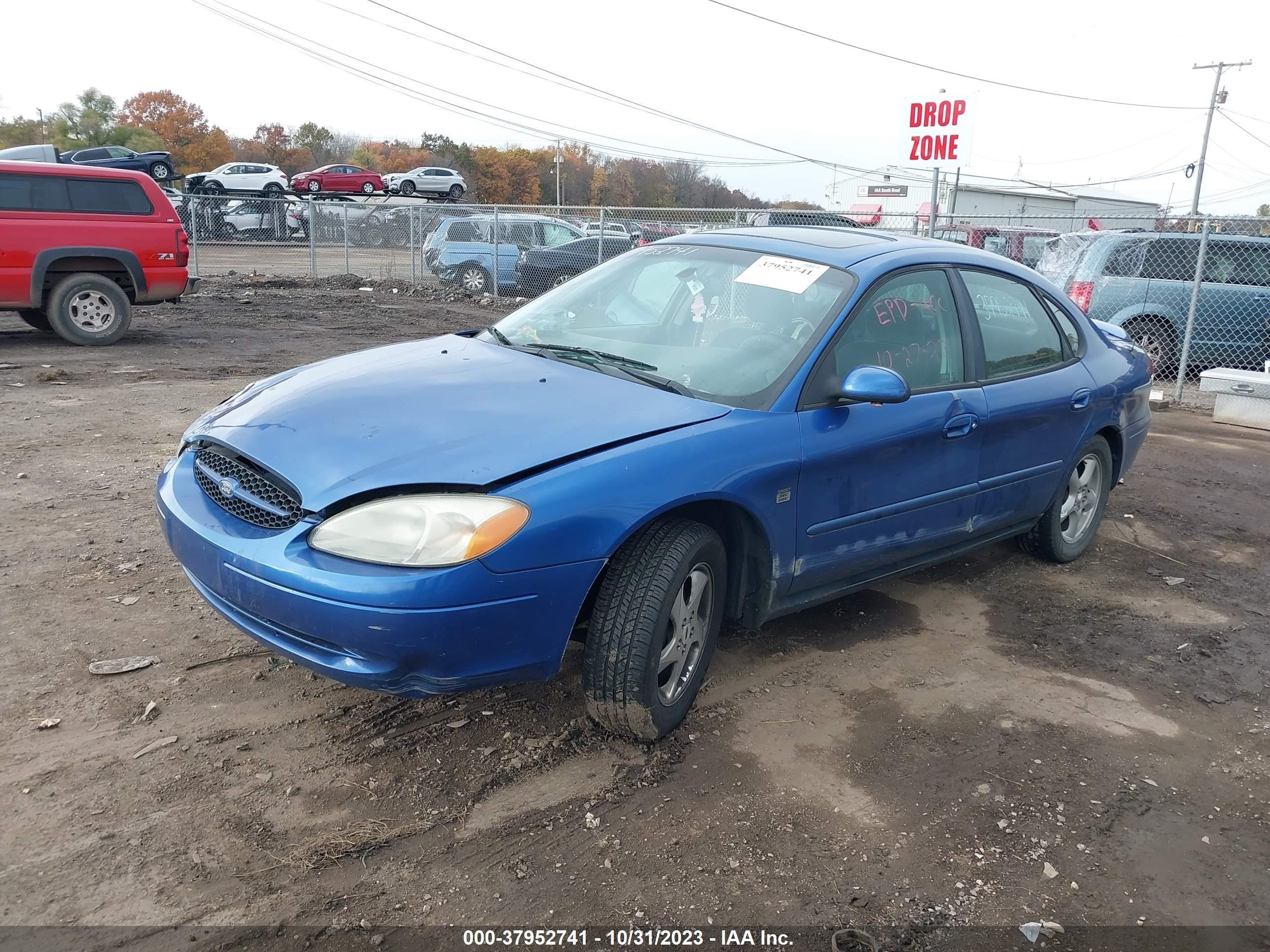 Photo 1 VIN: 1FAFP55S82G230544 - FORD TAURUS 