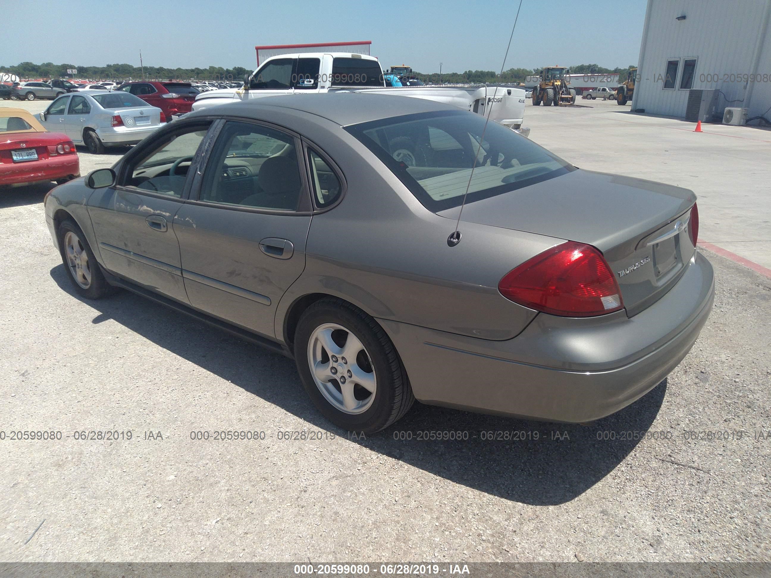 Photo 2 VIN: 1FAFP55U02G172219 - FORD TAURUS 