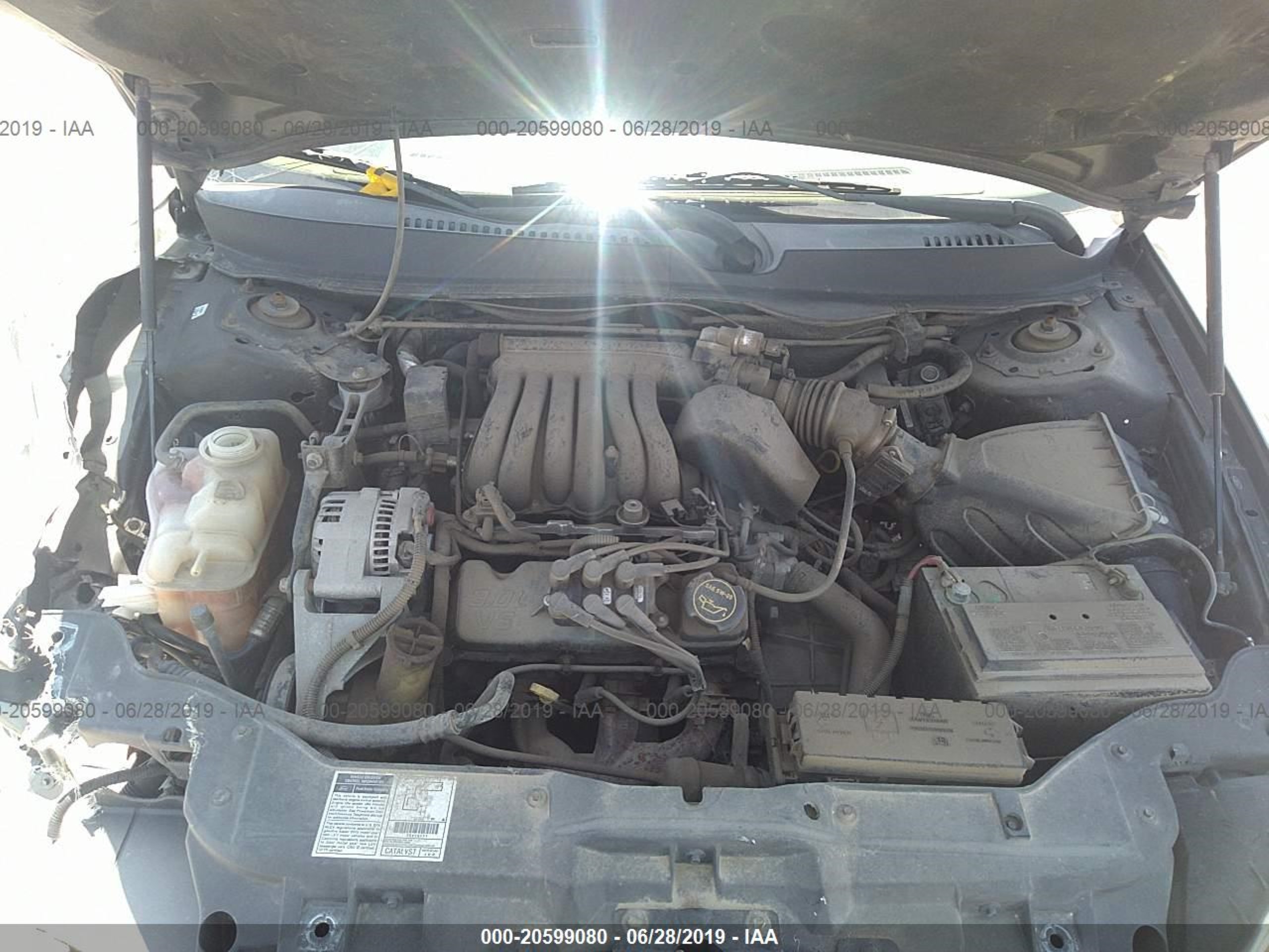 Photo 9 VIN: 1FAFP55U02G172219 - FORD TAURUS 