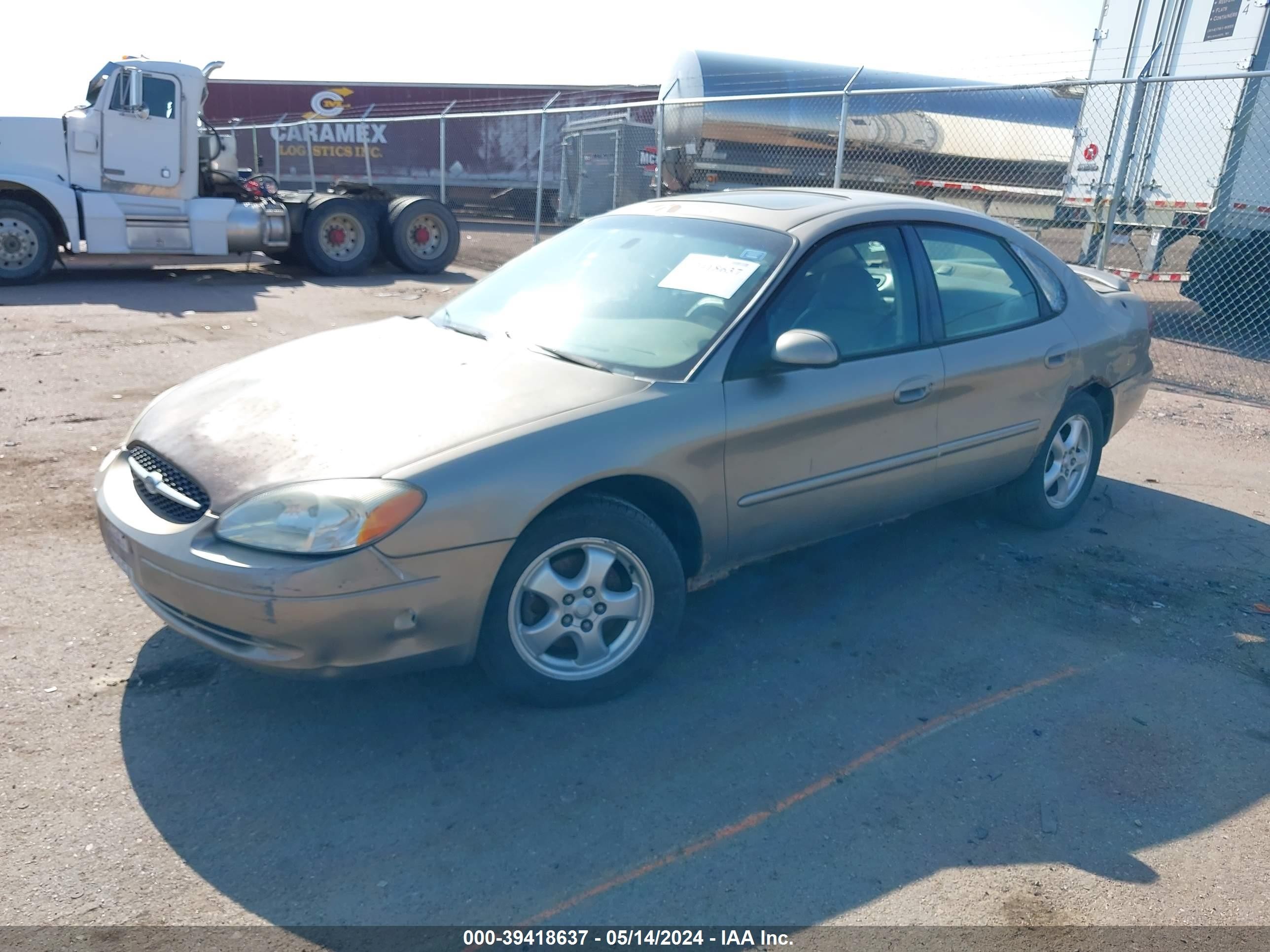 Photo 1 VIN: 1FAFP55U03A246002 - FORD TAURUS 