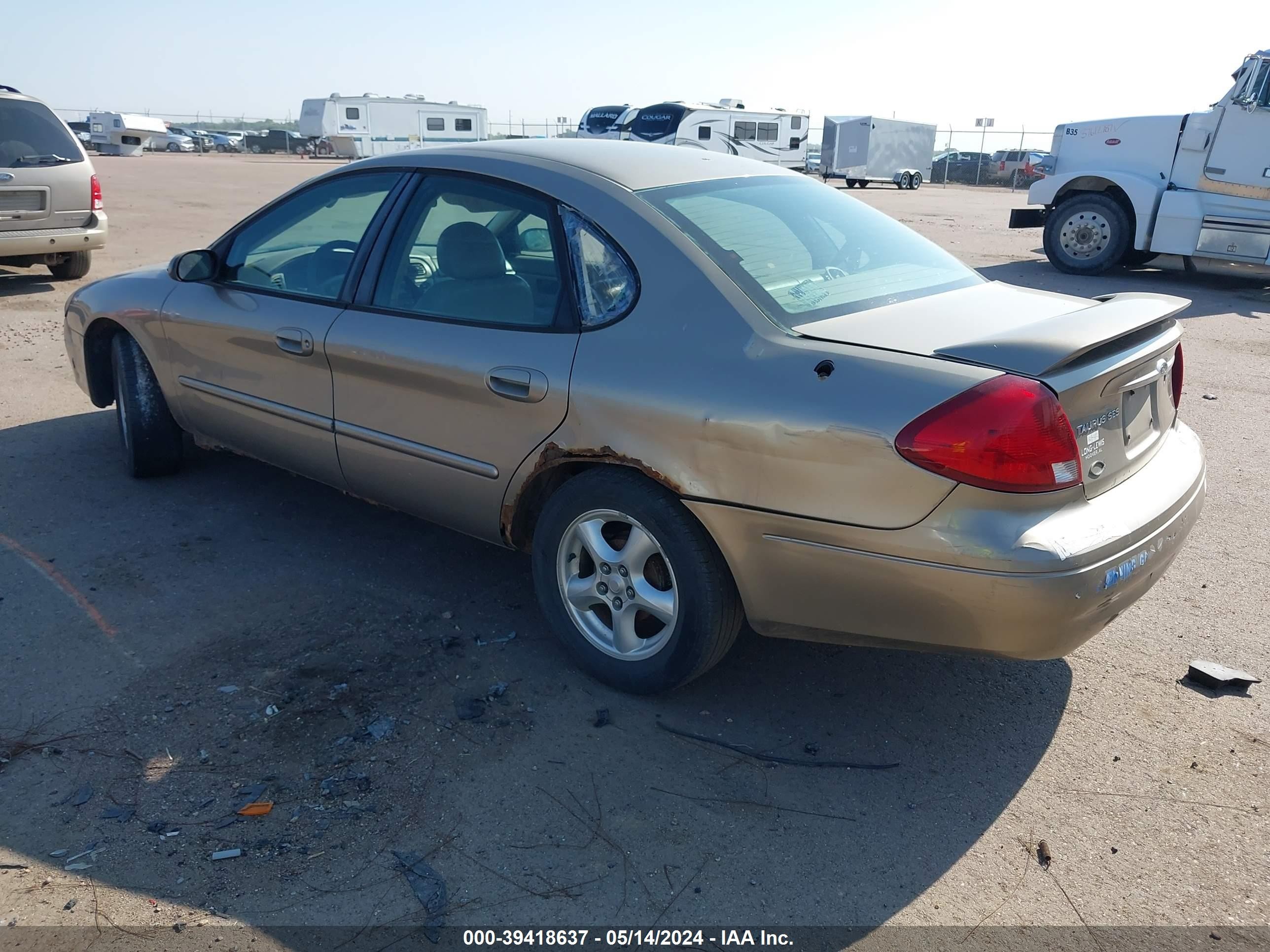 Photo 2 VIN: 1FAFP55U03A246002 - FORD TAURUS 