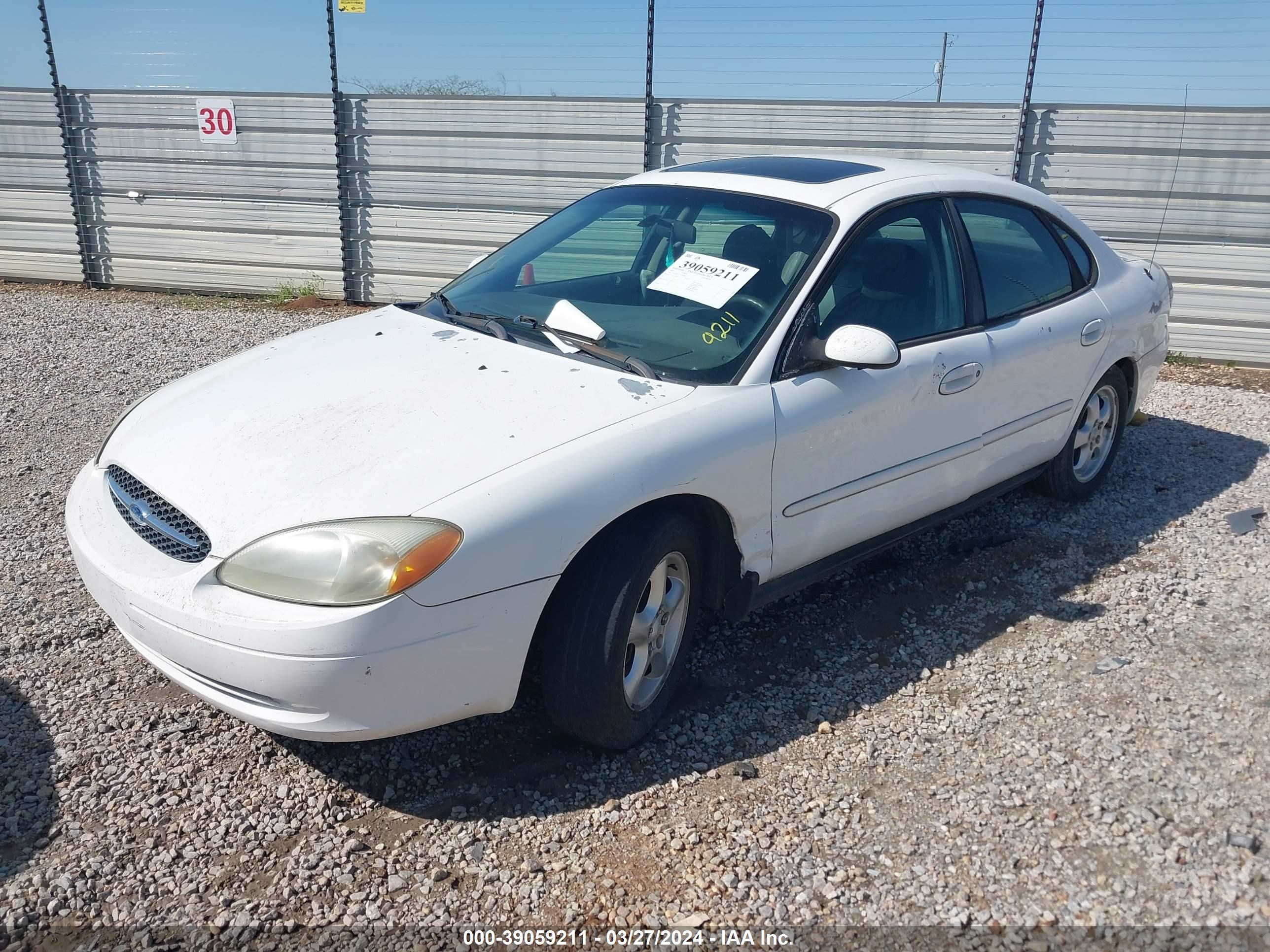 Photo 1 VIN: 1FAFP55U12A220085 - FORD TAURUS 