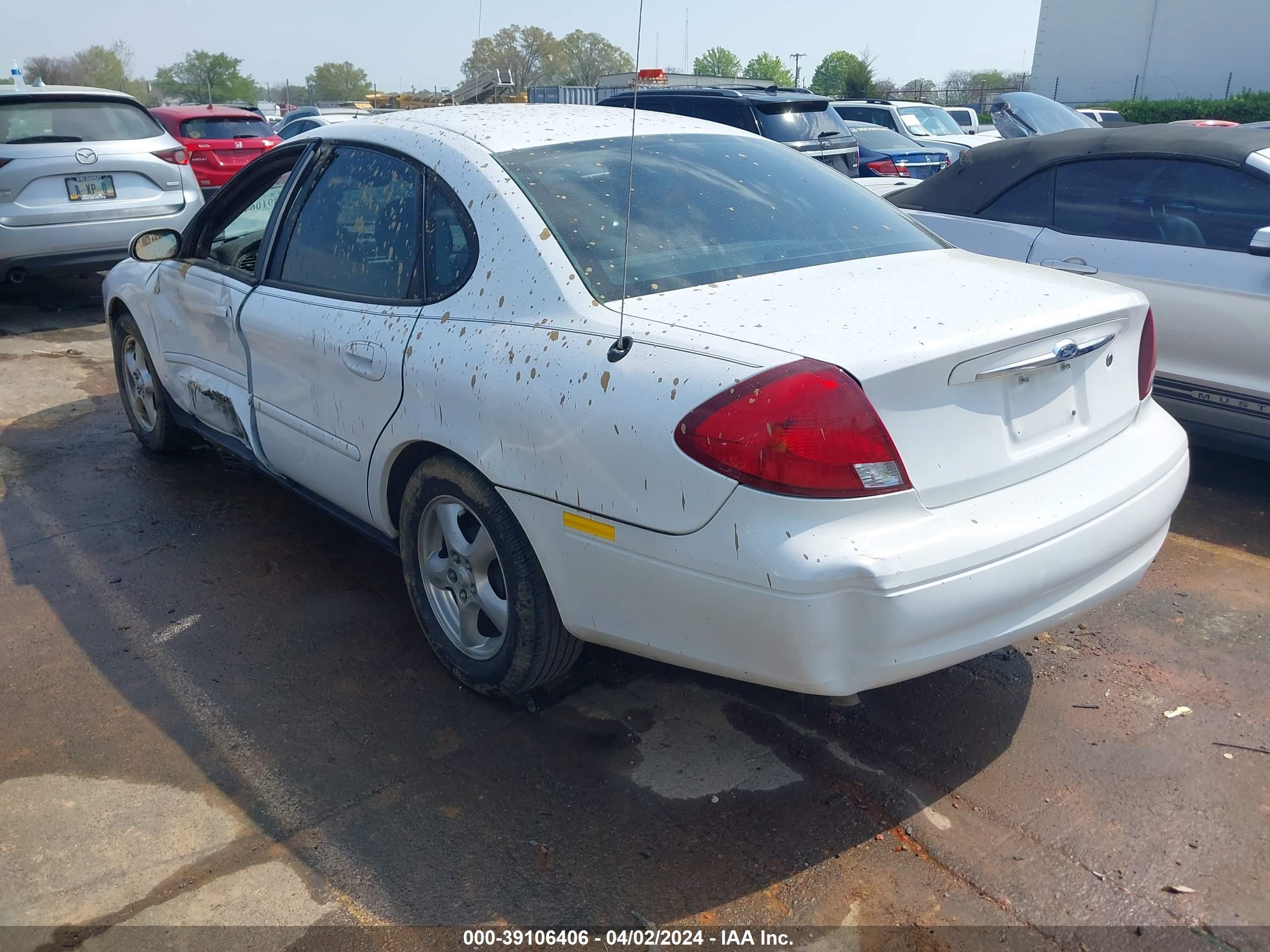 Photo 2 VIN: 1FAFP55U13G246023 - FORD TAURUS 