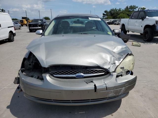 Photo 4 VIN: 1FAFP55U22A163203 - FORD TAURUS SES 