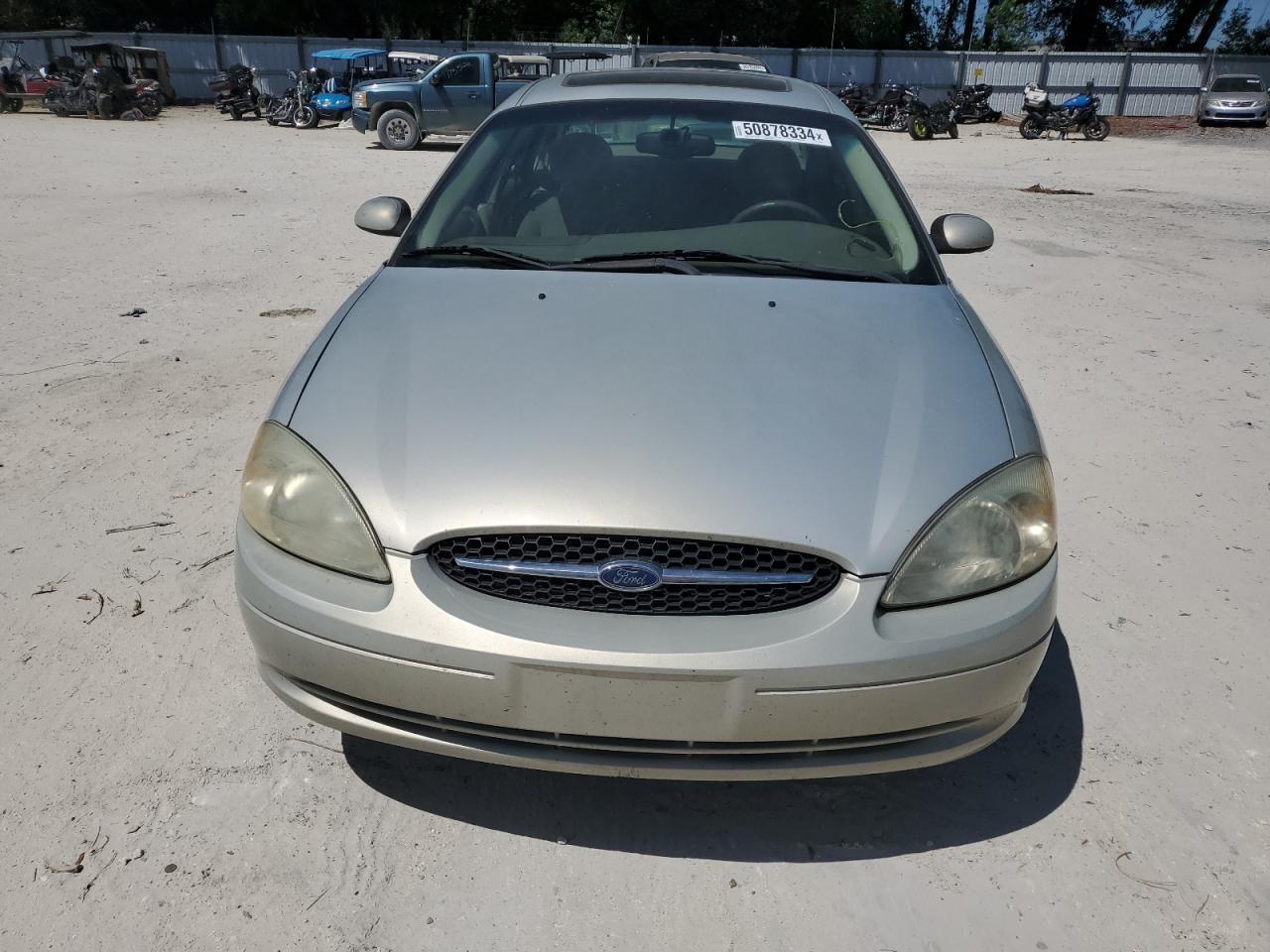 Photo 4 VIN: 1FAFP55U23A126072 - FORD TAURUS 