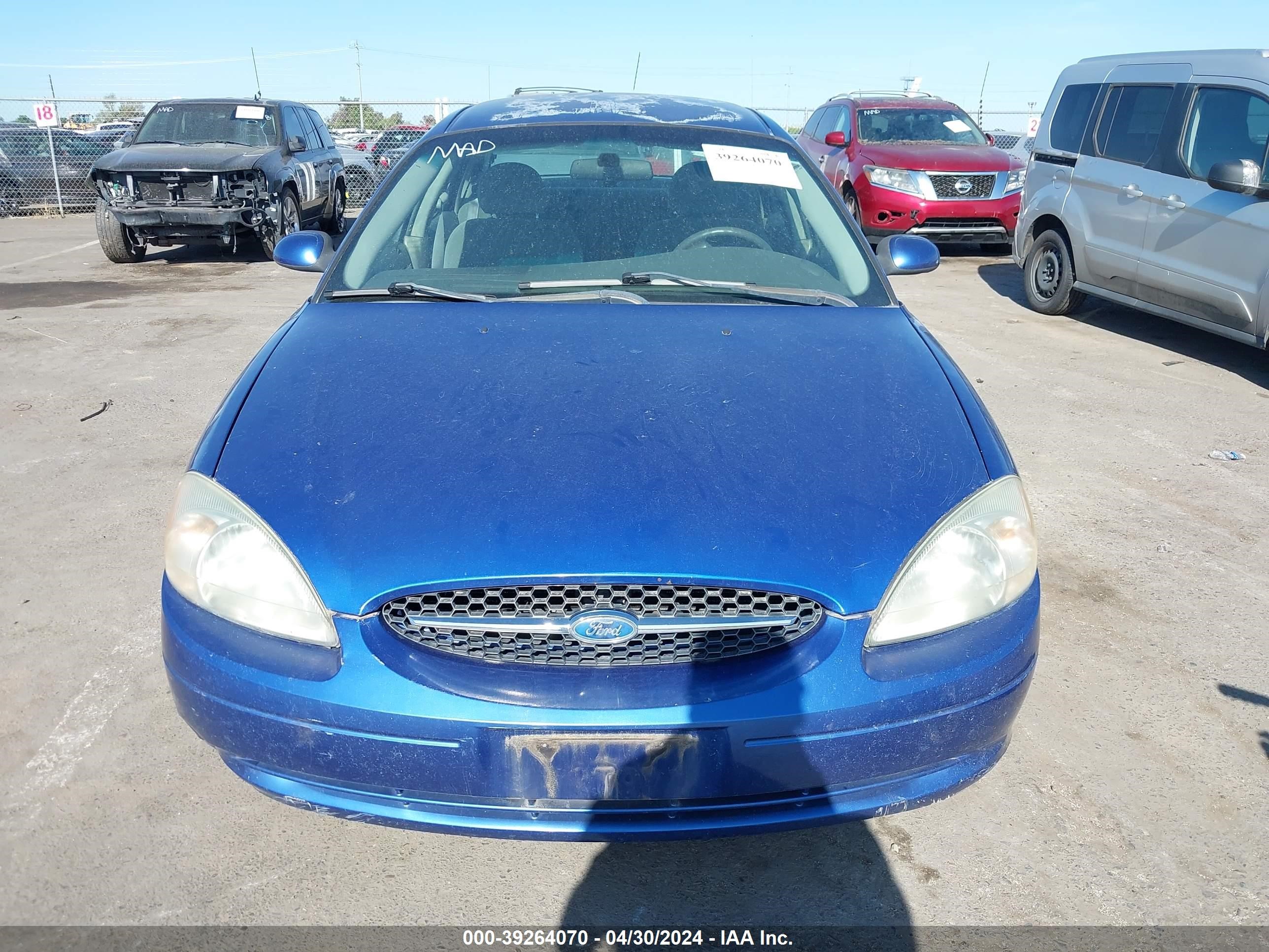 Photo 5 VIN: 1FAFP55U43G170636 - FORD TAURUS 