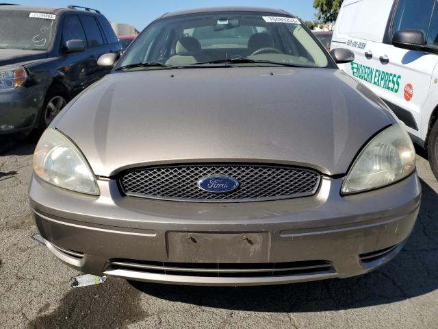 Photo 4 VIN: 1FAFP55U44A124440 - FORD TAURUS SES 