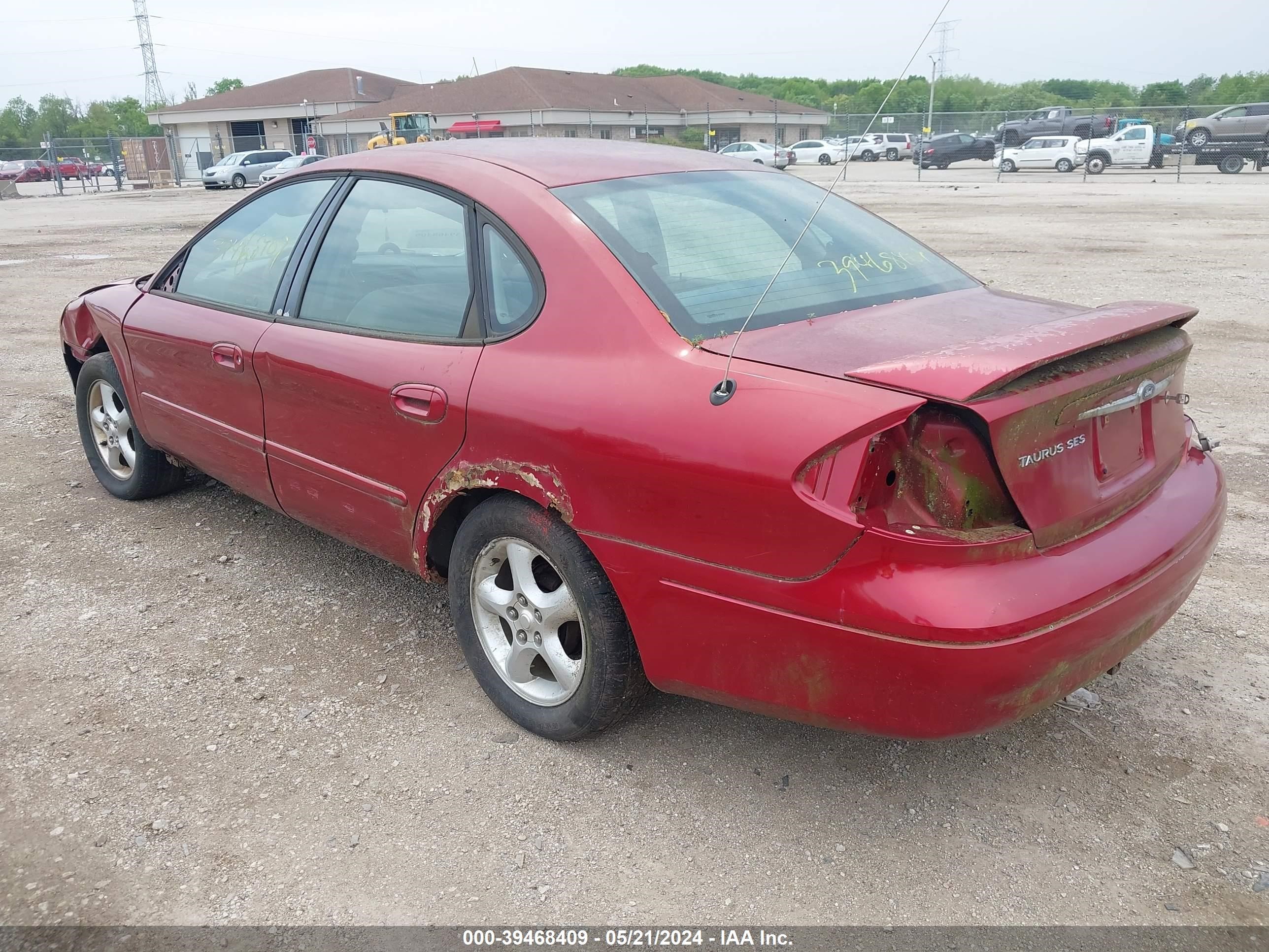 Photo 2 VIN: 1FAFP55U61G197821 - FORD TAURUS 