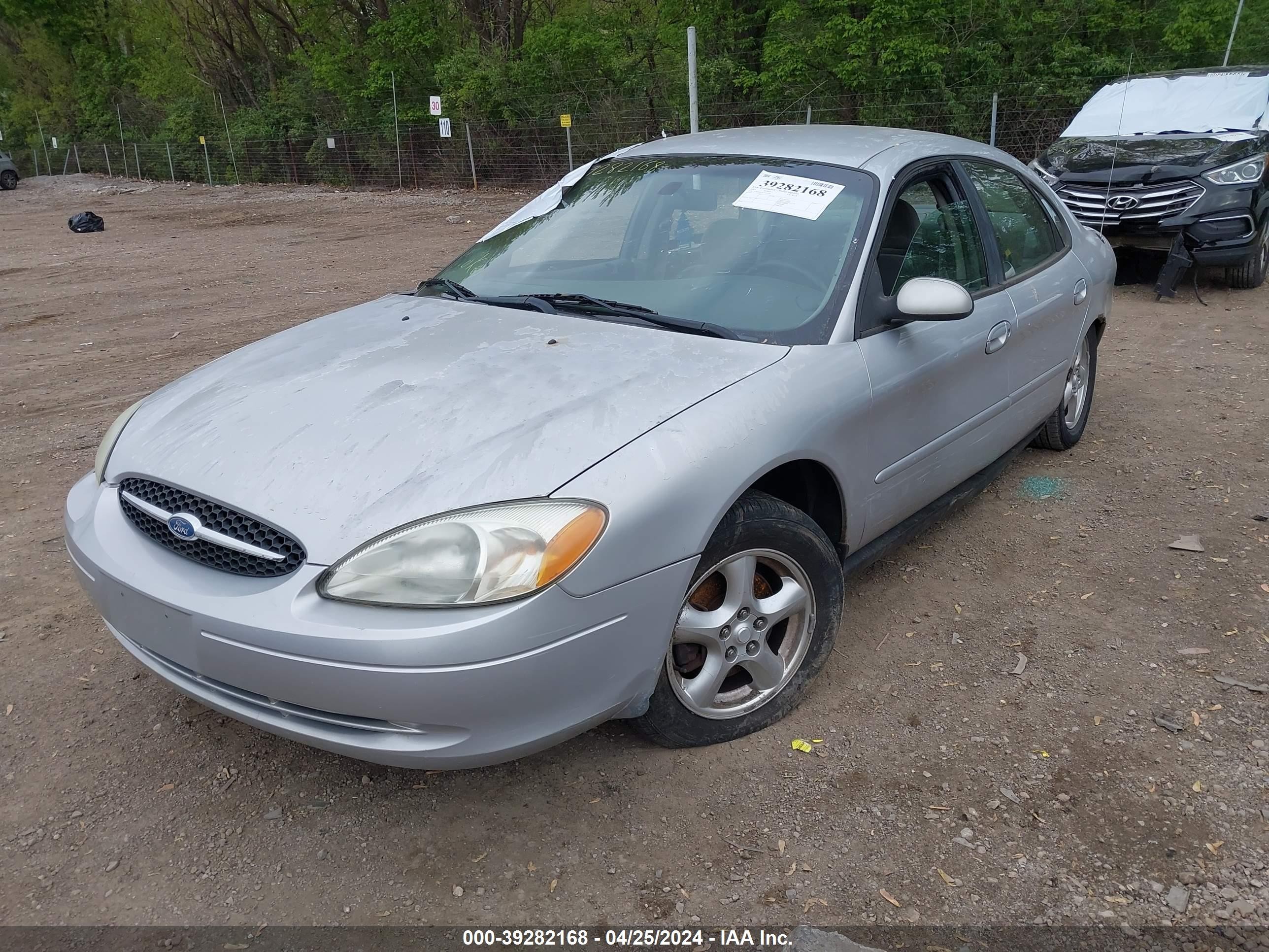 Photo 1 VIN: 1FAFP55U83A135116 - FORD TAURUS 