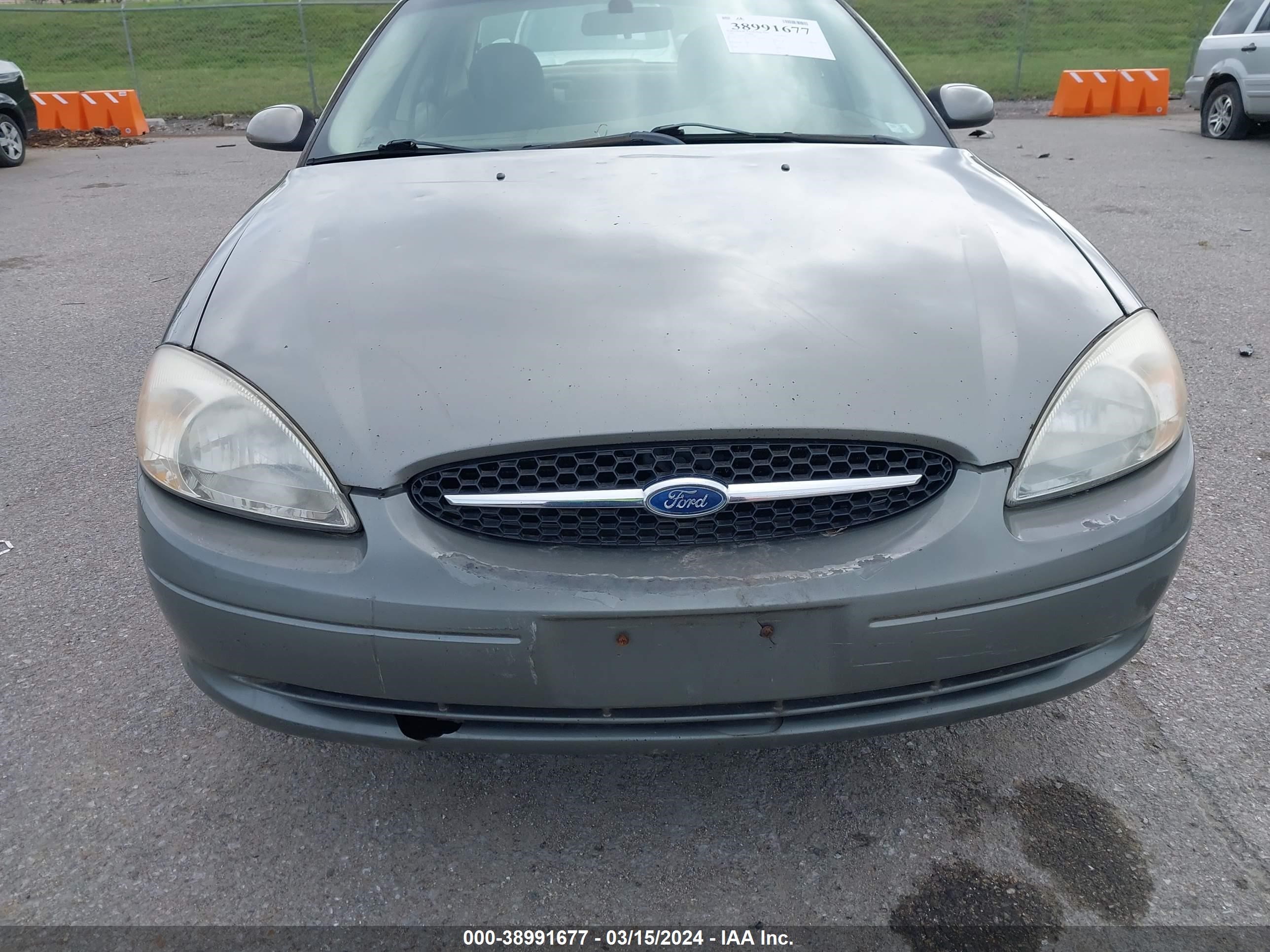 Photo 12 VIN: 1FAFP55U83A135908 - FORD TAURUS 