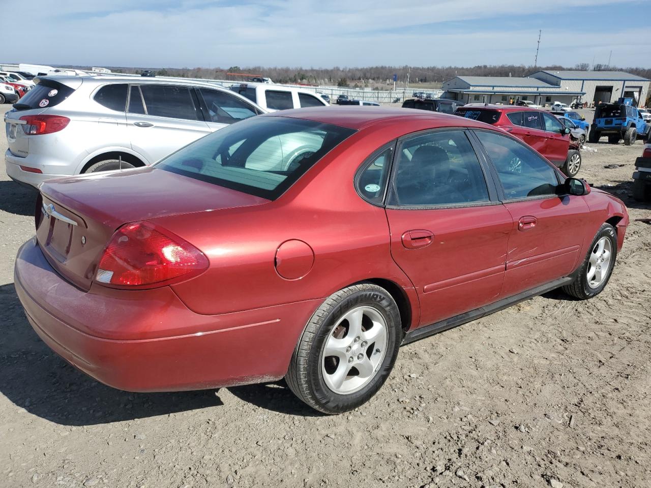 Photo 2 VIN: 1FAFP55U8YG243594 - FORD TAURUS 