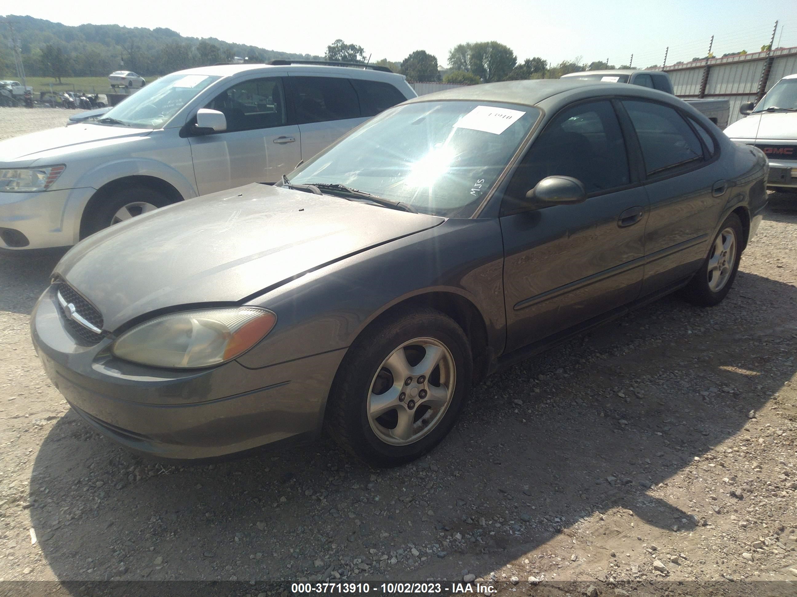 Photo 1 VIN: 1FAFP55U92A175381 - FORD TAURUS 