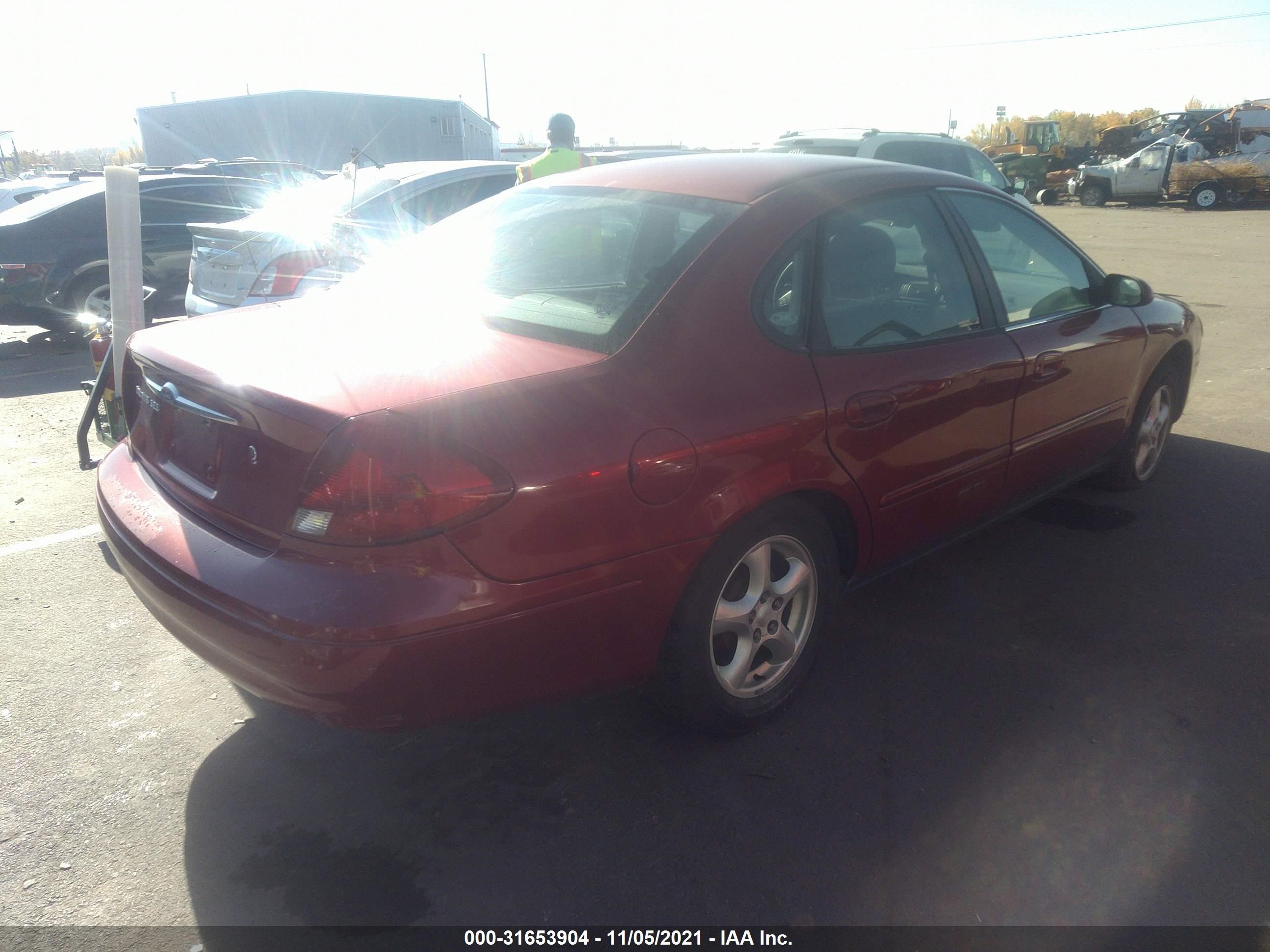 Photo 3 VIN: 1FAFP55U92G153362 - FORD TAURUS 