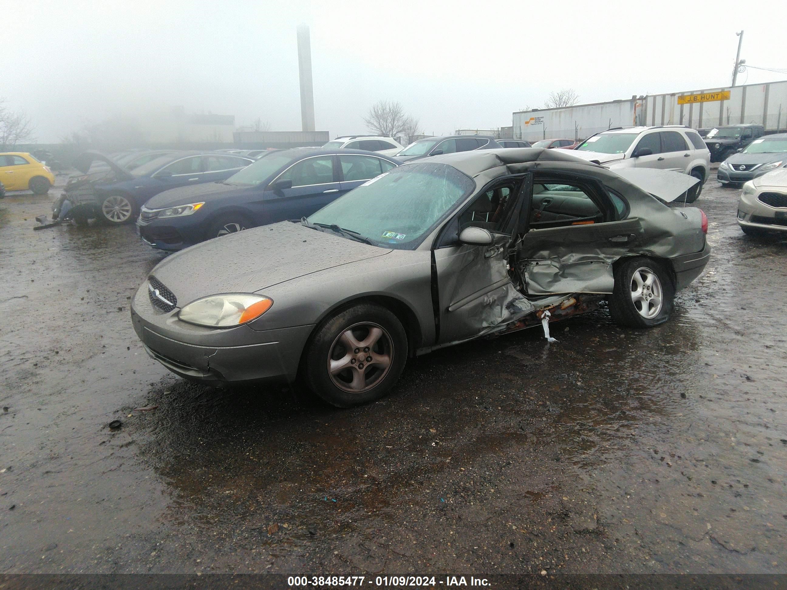 Photo 1 VIN: 1FAFP55UX3A174404 - FORD TAURUS 