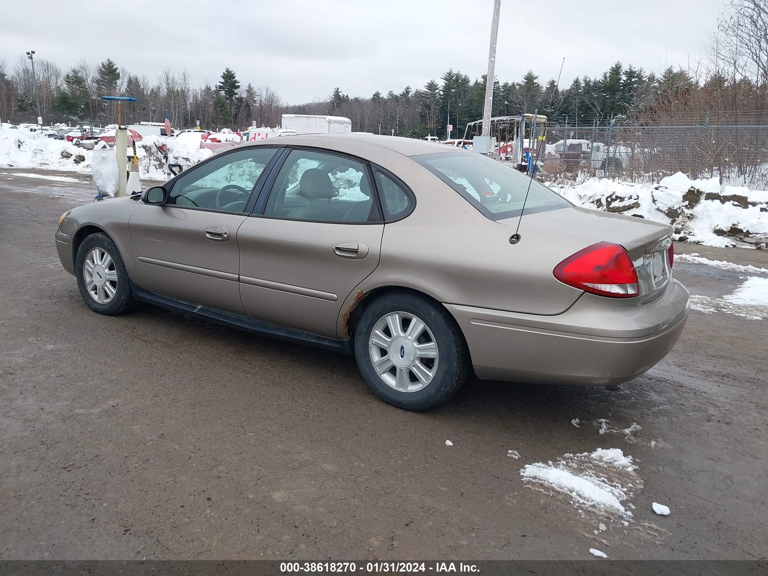 Photo 2 VIN: 1FAFP56285A228962 - FORD TAURUS 