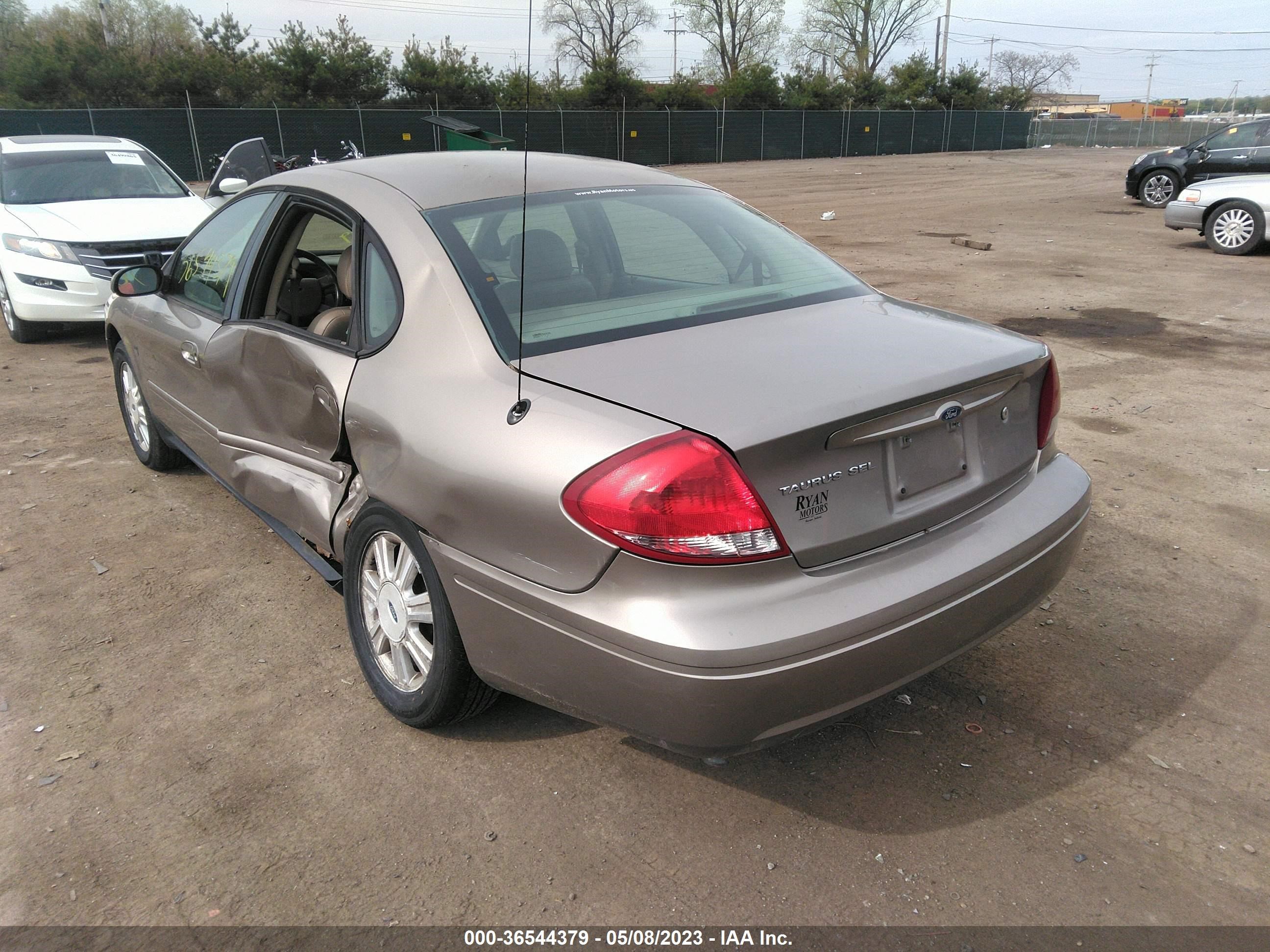 Photo 2 VIN: 1FAFP56S95A198743 - FORD TAURUS 