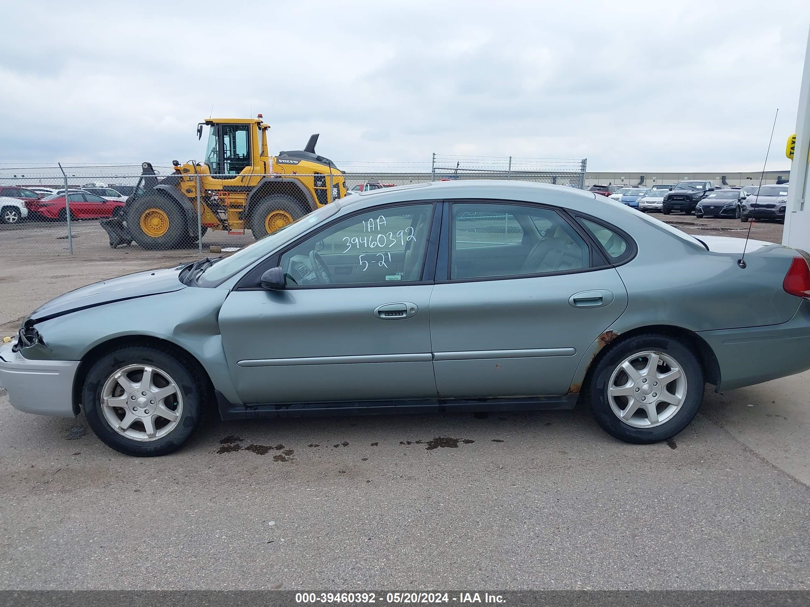 Photo 13 VIN: 1FAFP56U16A113803 - FORD TAURUS 