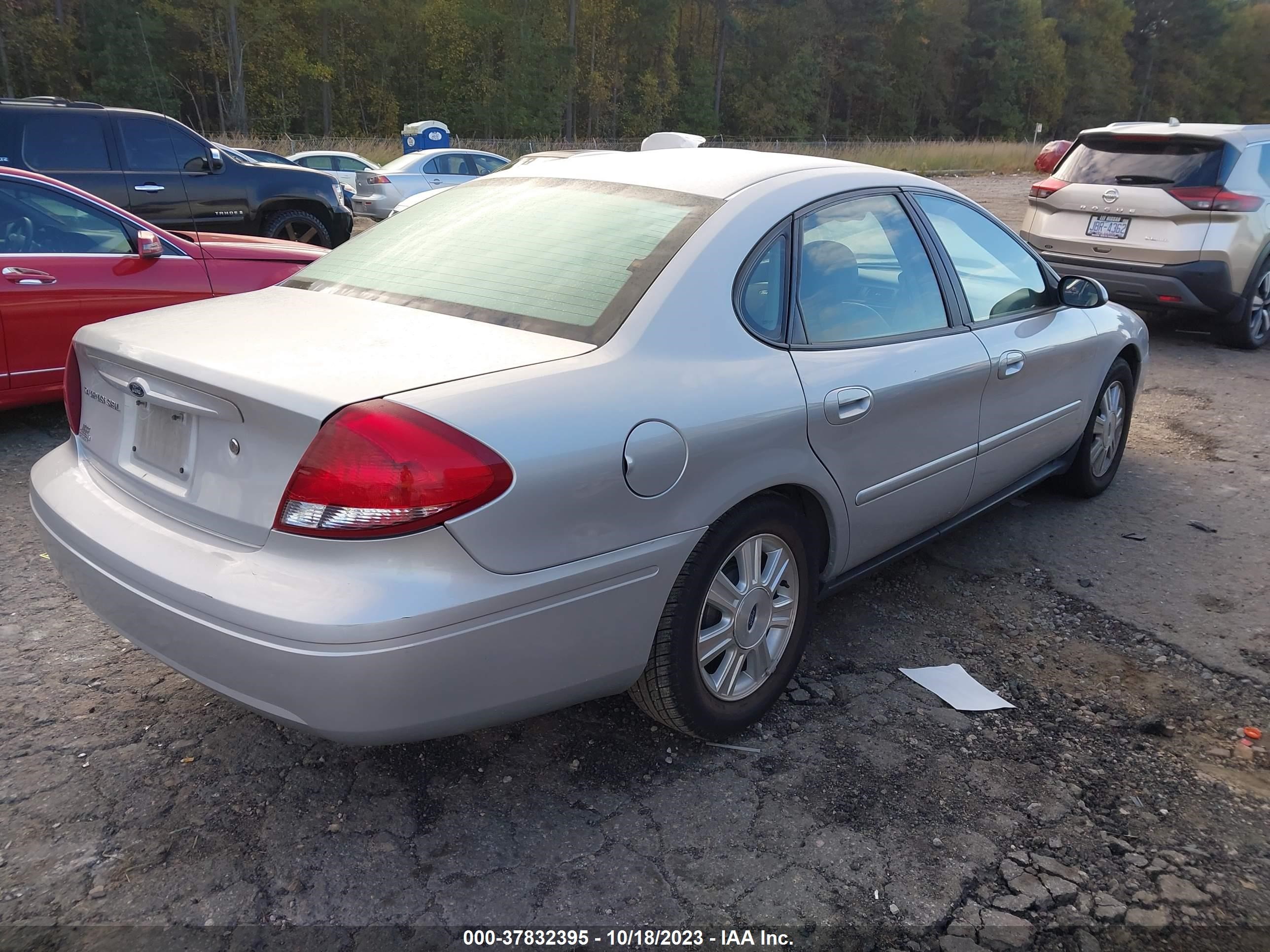 Photo 3 VIN: 1FAFP56U35A183916 - FORD TAURUS 