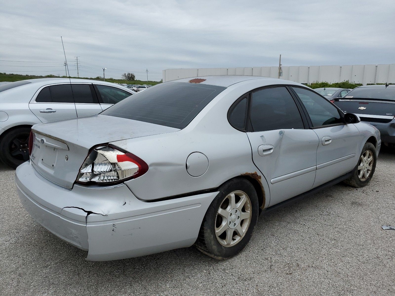 Photo 3 VIN: 1FAFP56U37A118602 - FORD TAURUS 