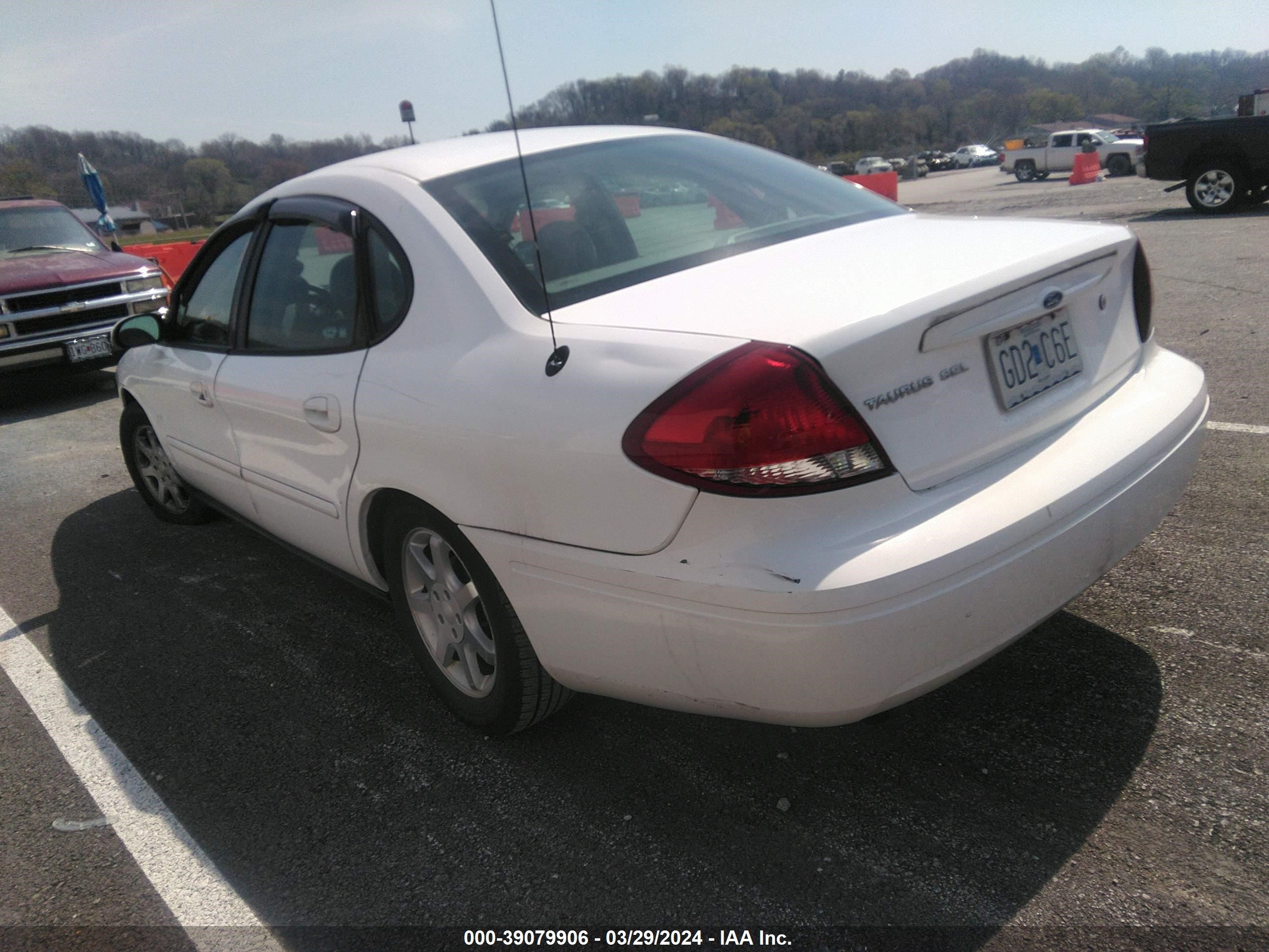 Photo 2 VIN: 1FAFP56U96A118764 - FORD TAURUS 