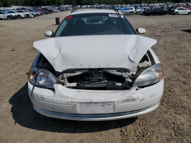 Photo 4 VIN: 1FAFP5823YA236386 - FORD TAURUS SE 