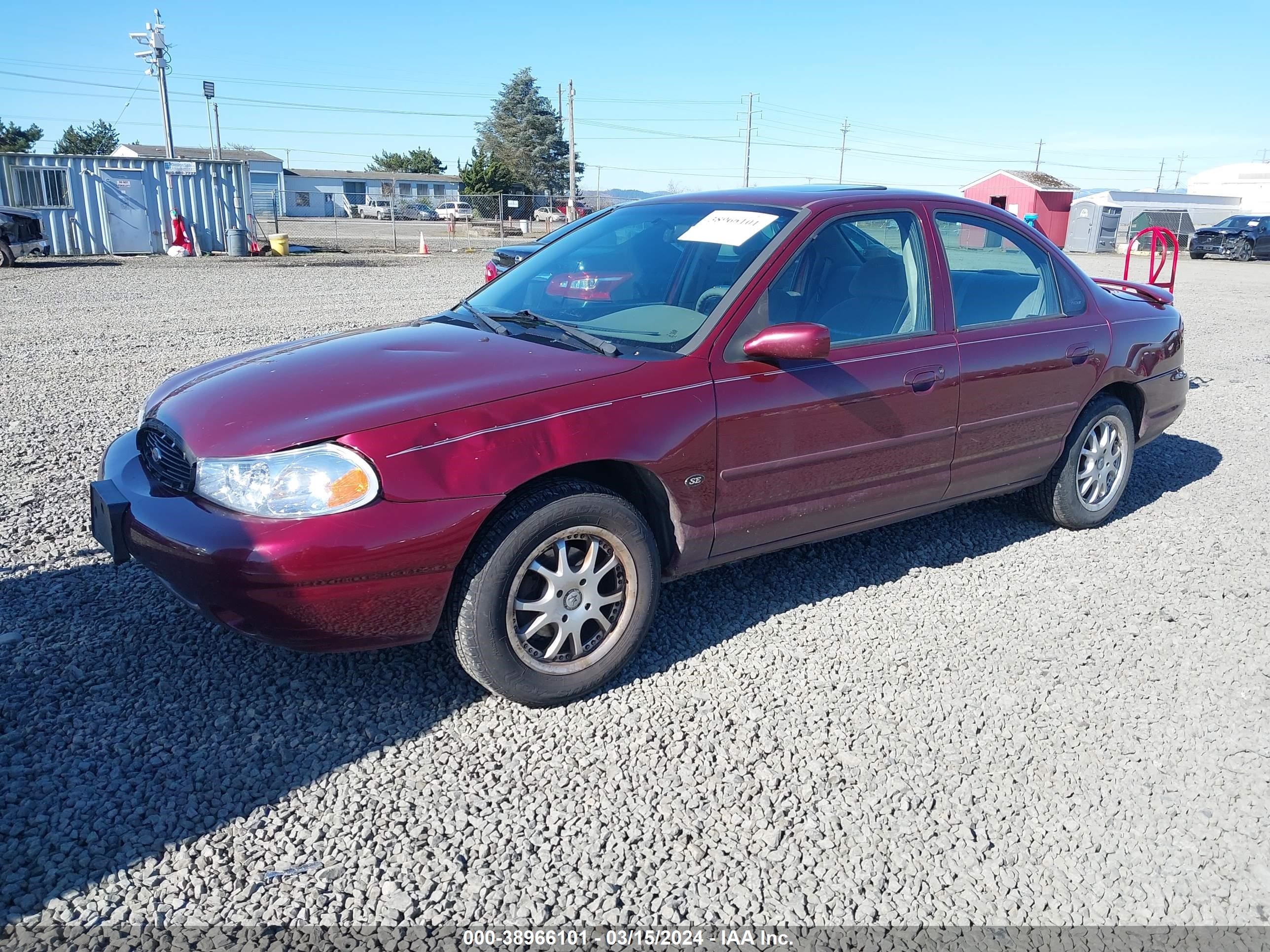 Photo 1 VIN: 1FAFP66L3YK115904 - FORD CONTOUR 