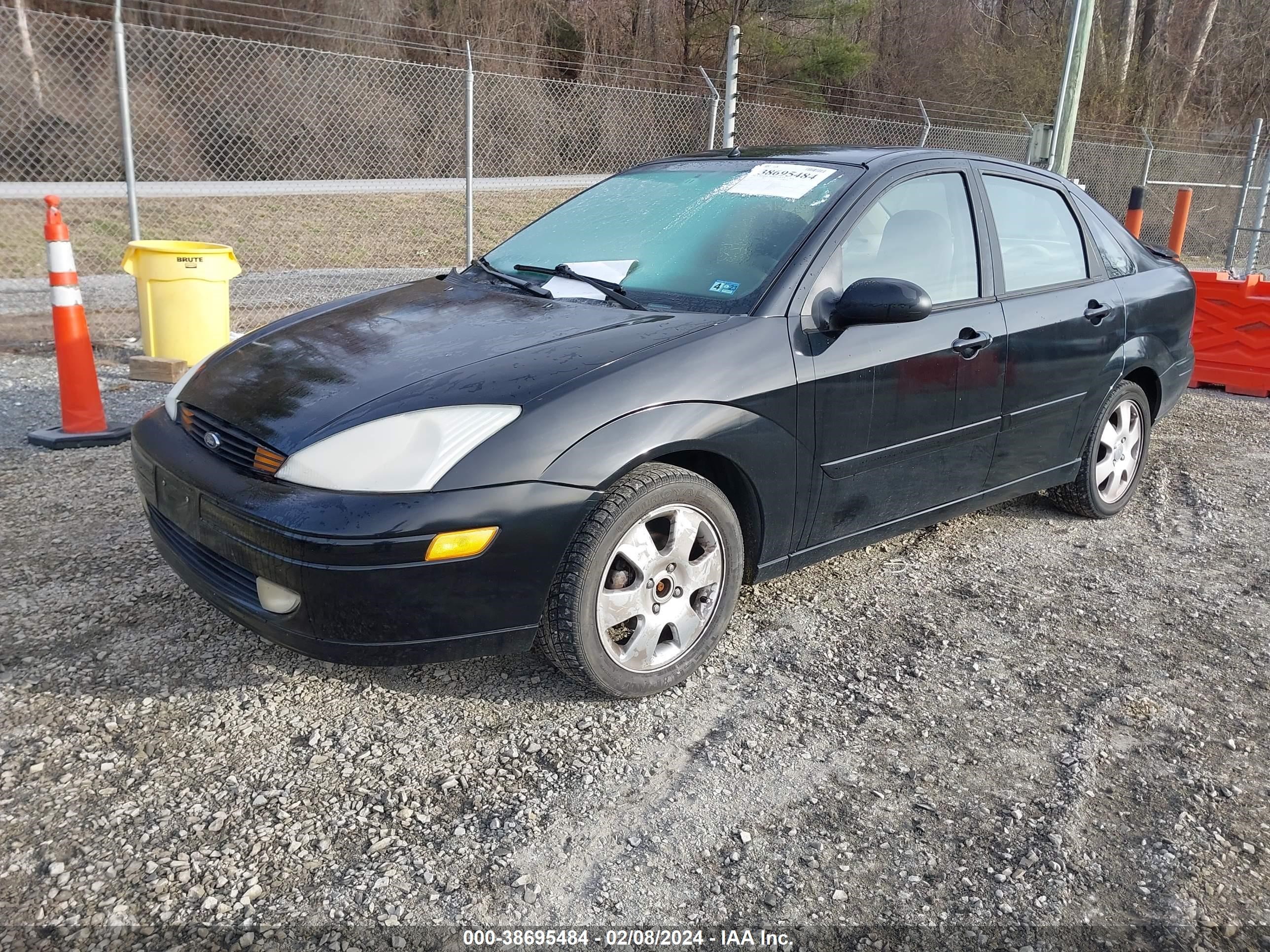 Photo 1 VIN: 1FAFT3A36TW324985 - FORD FOCUS 