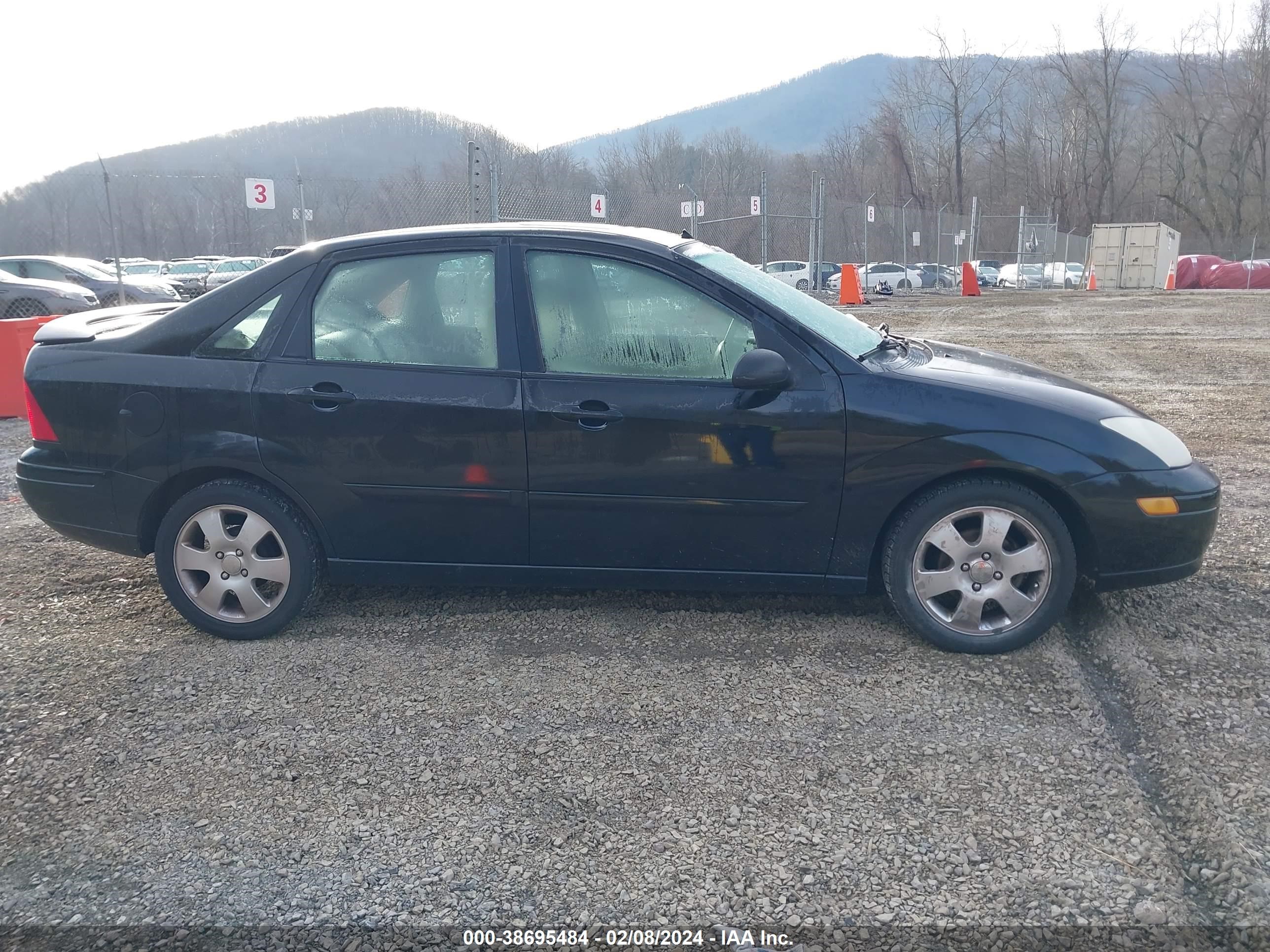 Photo 12 VIN: 1FAFT3A36TW324985 - FORD FOCUS 