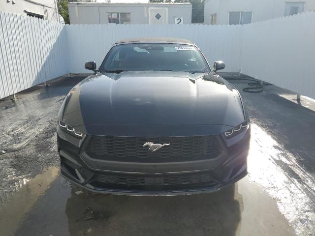 Photo 4 VIN: 1FAGP8UH8R5132793 - FORD MUSTANG 