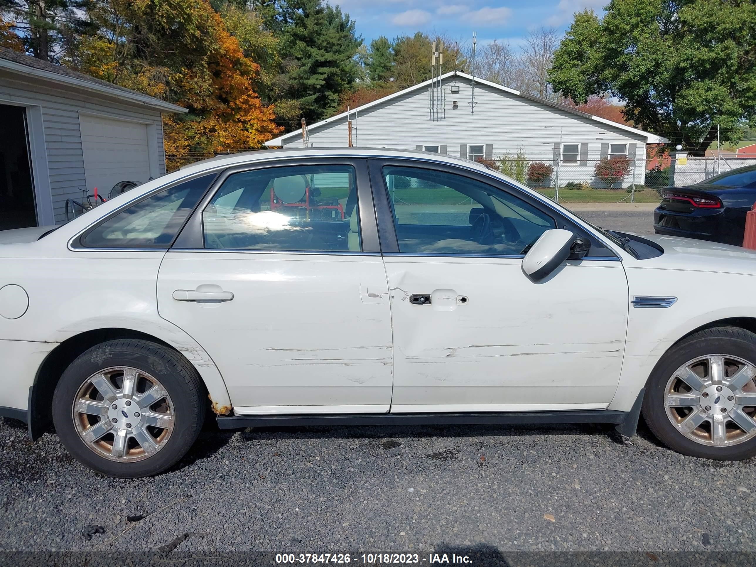 Photo 12 VIN: 1FAHP23W09G118232 - FORD TAURUS 