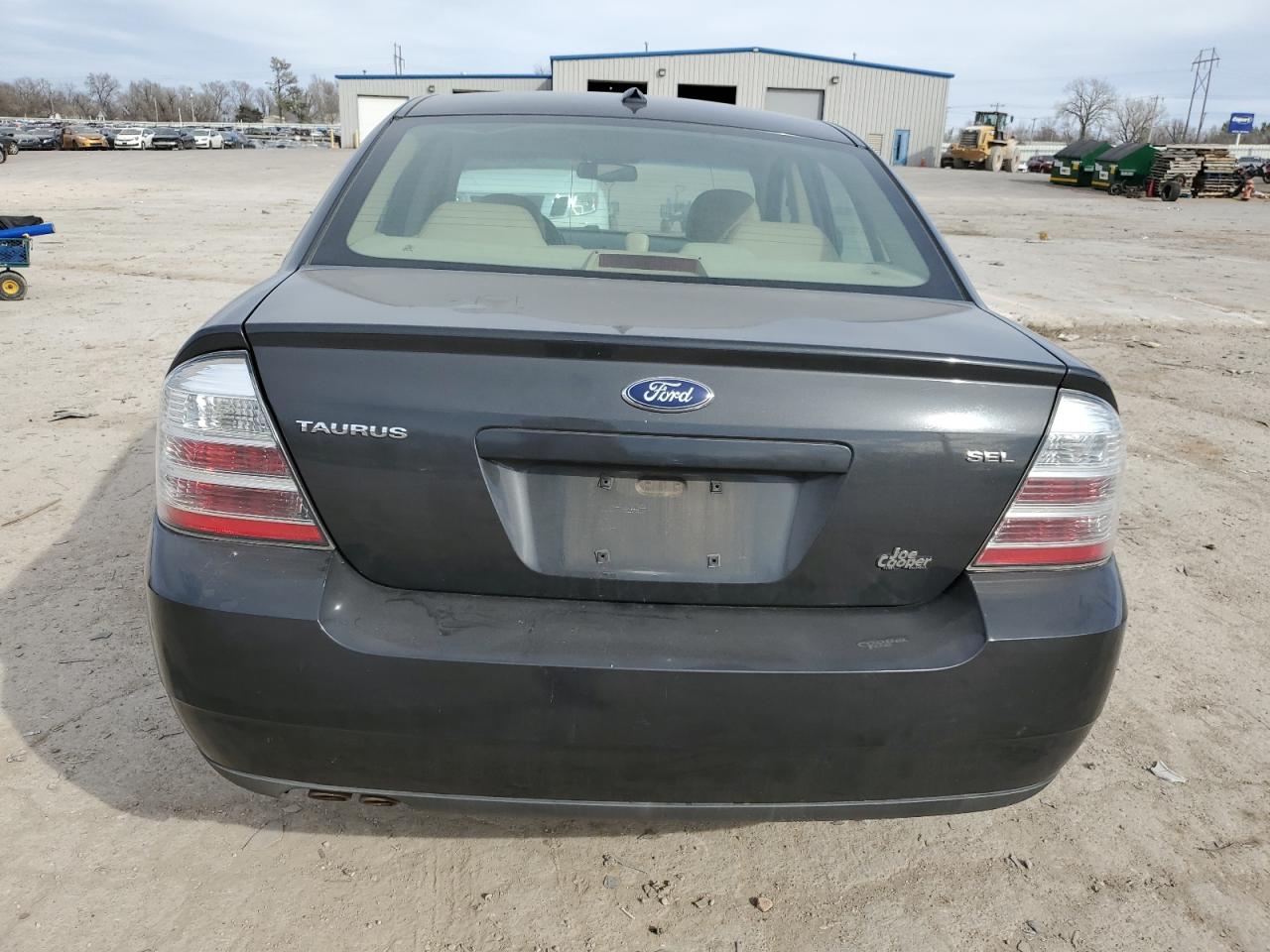 Photo 5 VIN: 1FAHP24W18G108869 - FORD TAURUS 