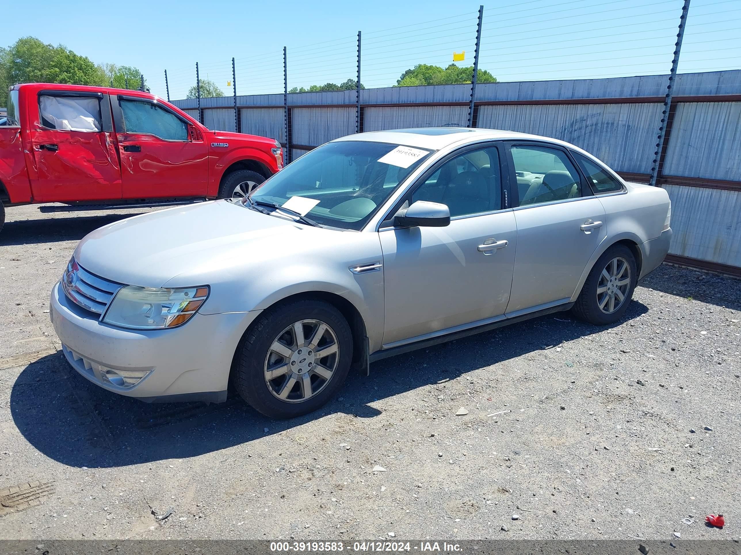 Photo 1 VIN: 1FAHP24W38G105746 - FORD TAURUS 