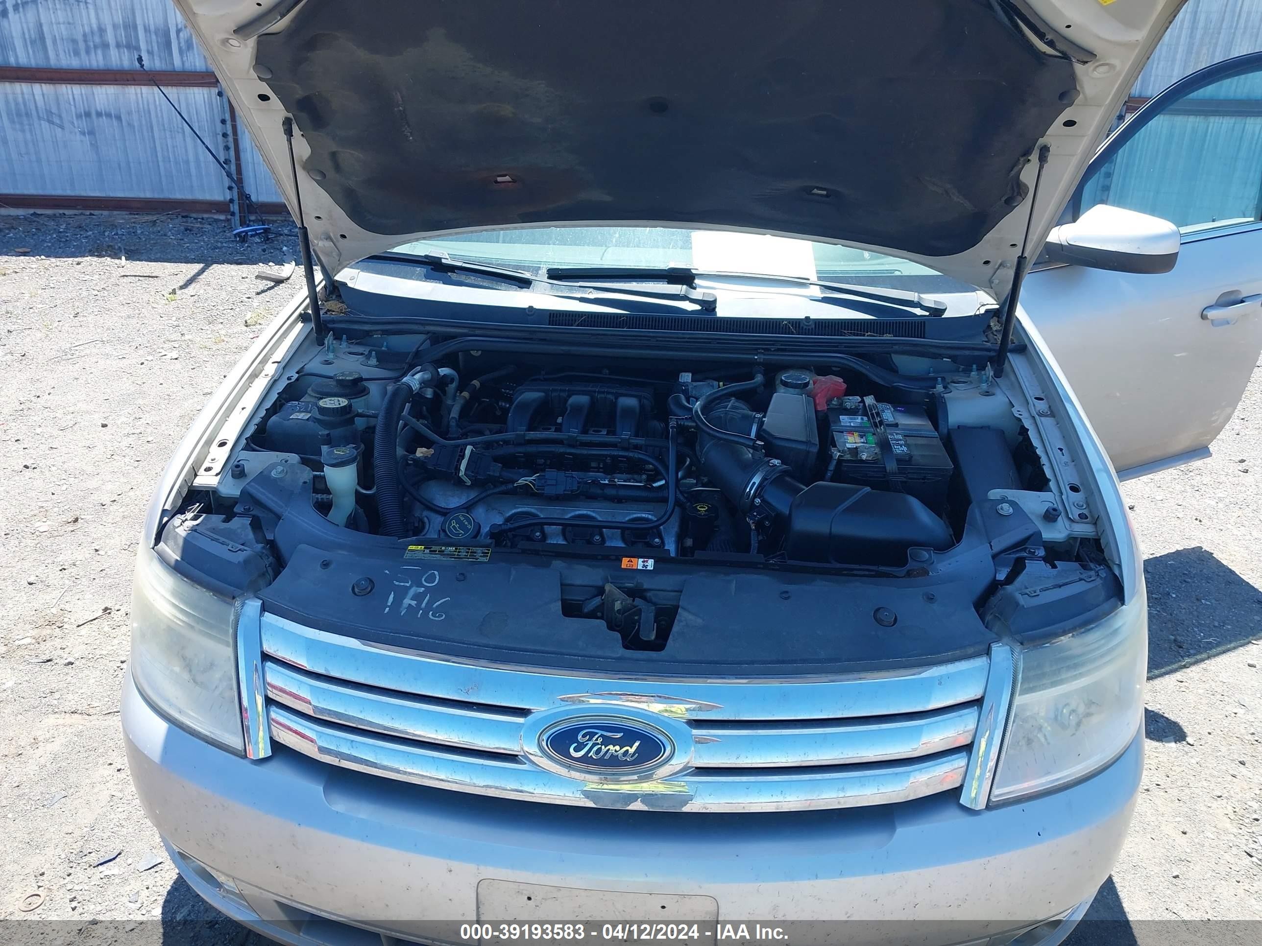 Photo 9 VIN: 1FAHP24W38G105746 - FORD TAURUS 