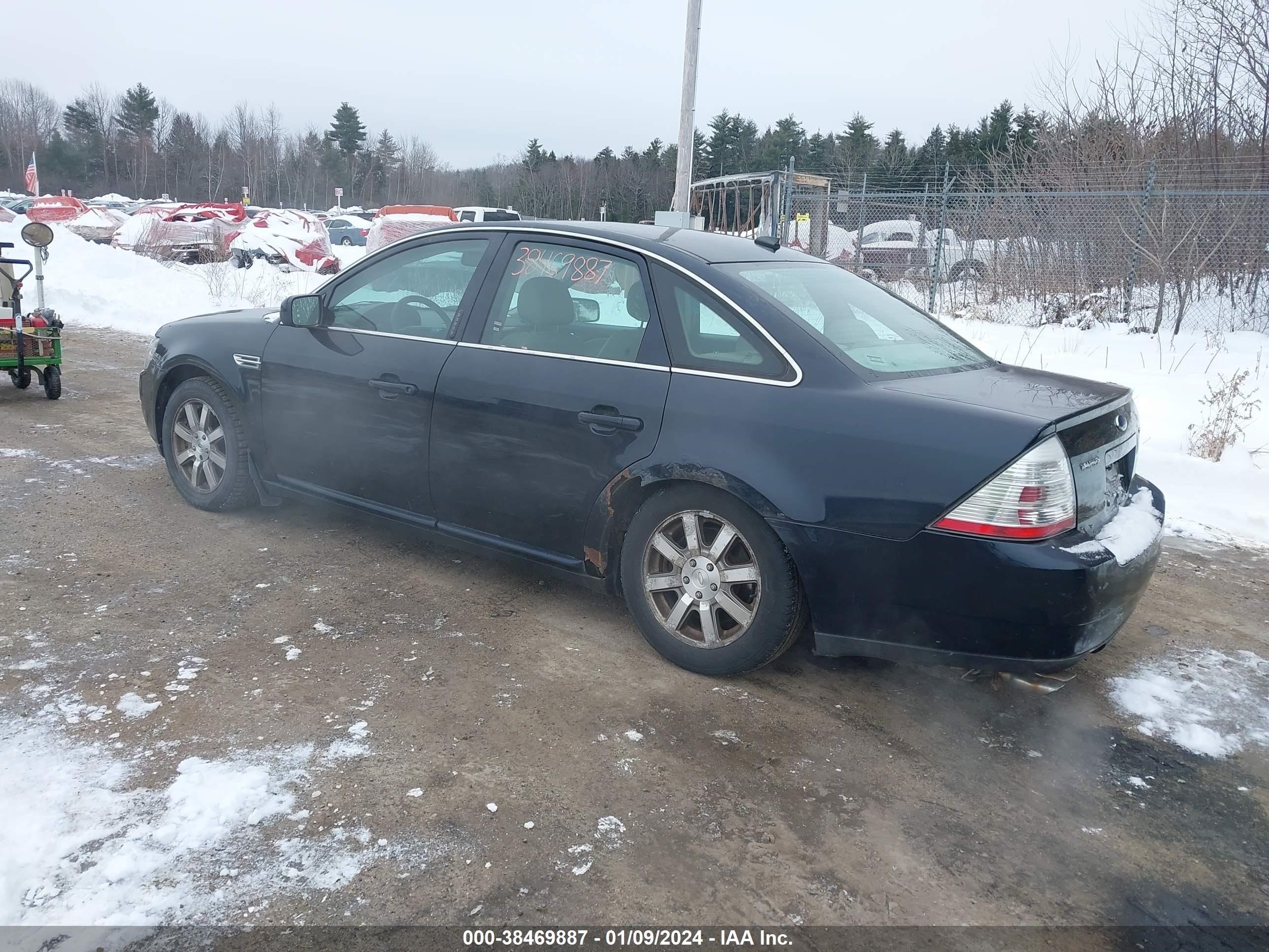 Photo 2 VIN: 1FAHP24W58G142796 - FORD TAURUS 