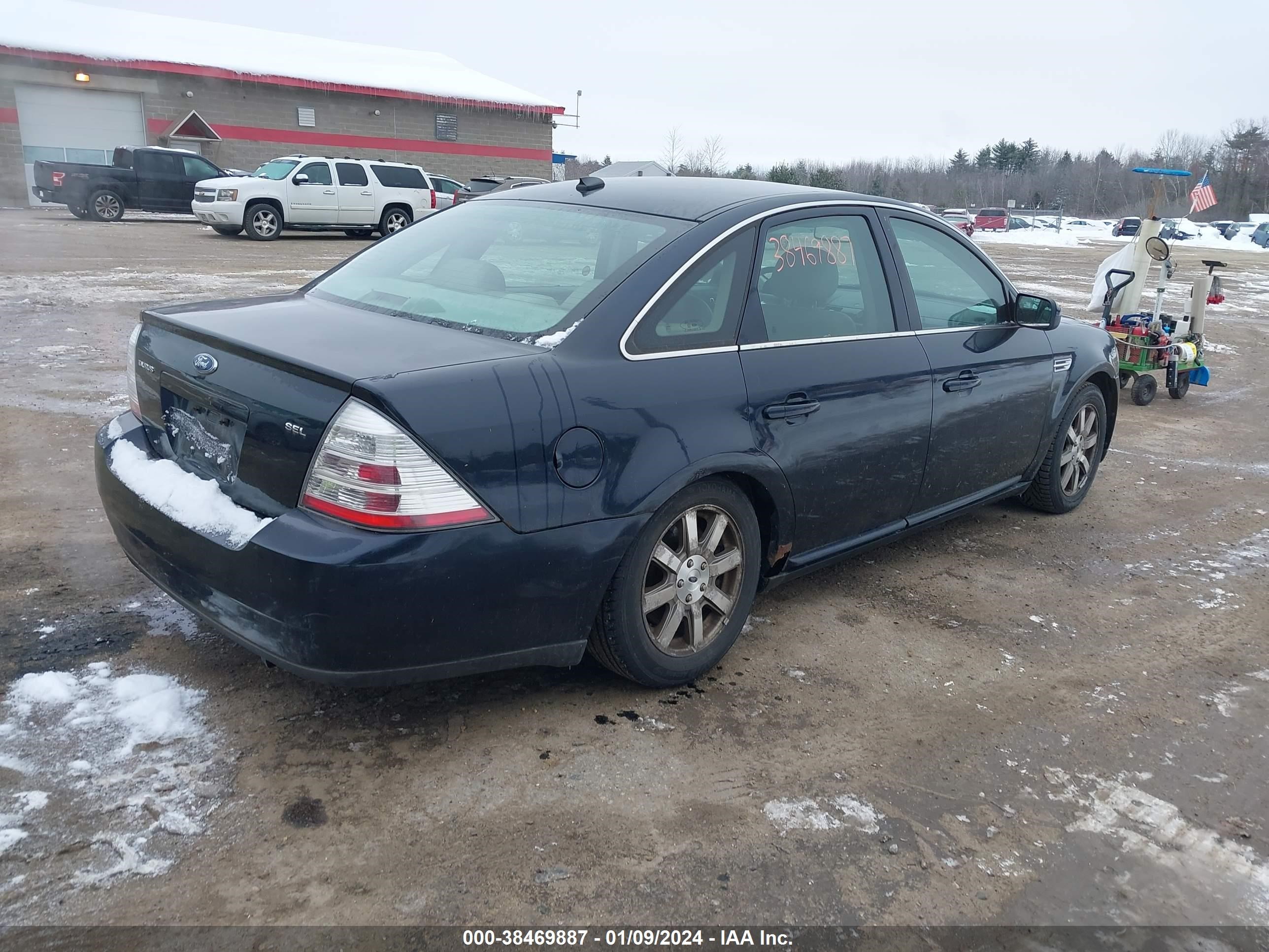 Photo 3 VIN: 1FAHP24W58G142796 - FORD TAURUS 