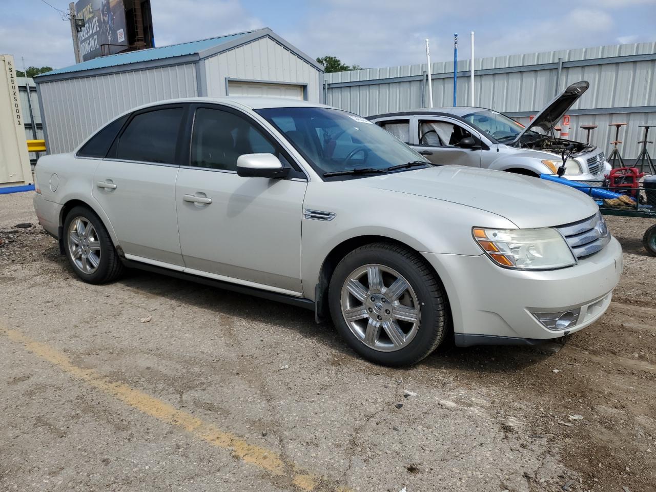 Photo 3 VIN: 1FAHP24W58G156326 - FORD TAURUS 