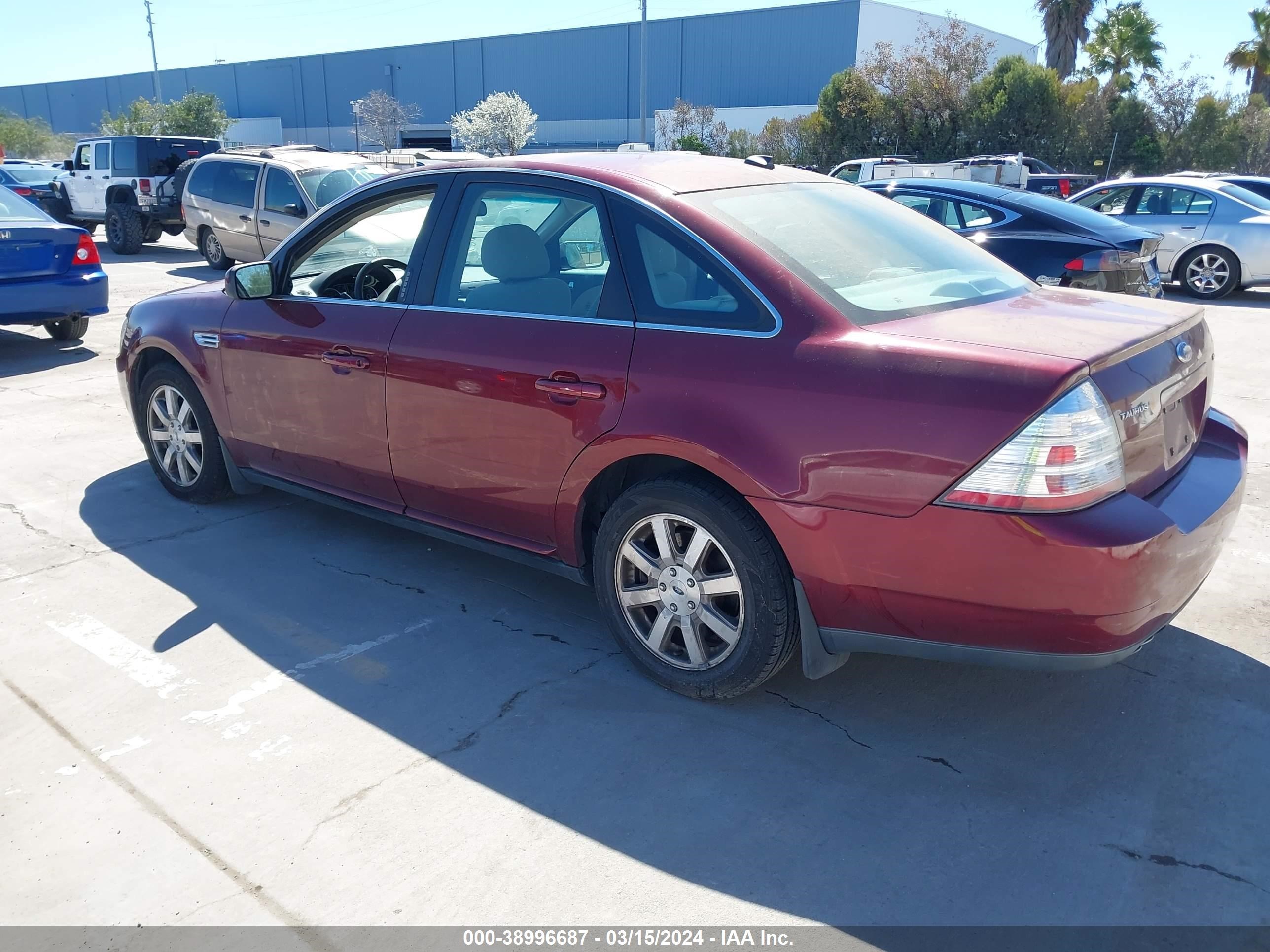 Photo 2 VIN: 1FAHP24W78G166257 - FORD TAURUS 