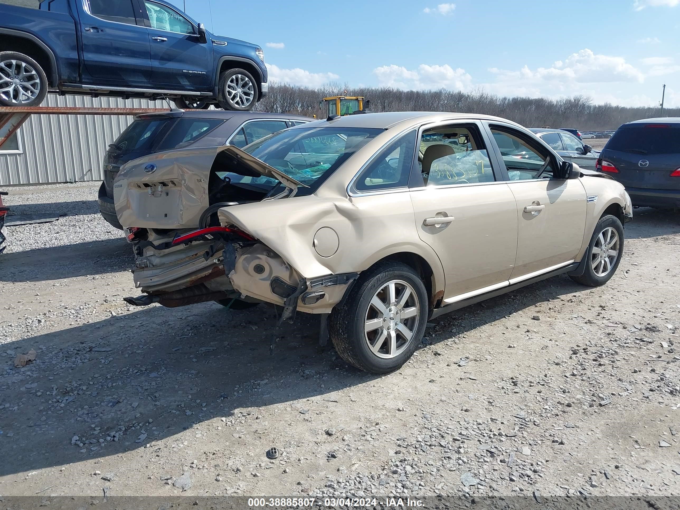 Photo 3 VIN: 1FAHP24WX8G141093 - FORD TAURUS 