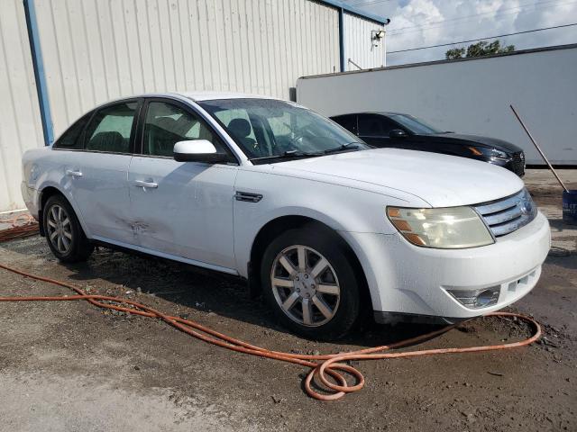 Photo 3 VIN: 1FAHP24WX8G172537 - FORD TAURUS SEL 